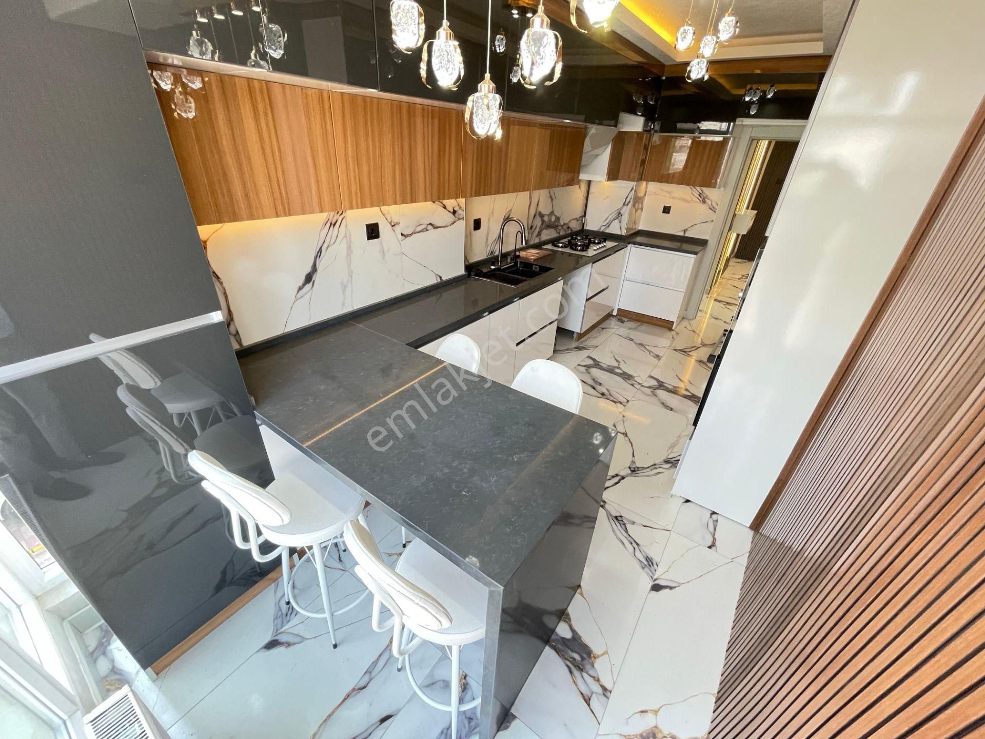 Atapark Merkez'de Katta 3+1 Ön Cephe Mega Lüx E.banyo-g.odalı