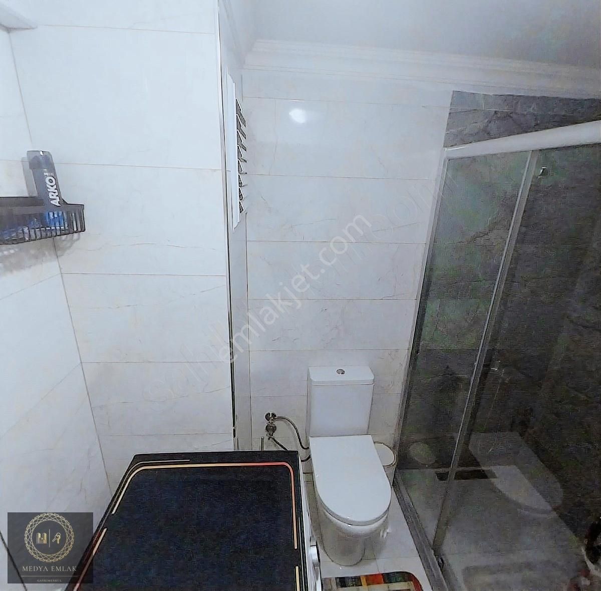 Bahçelievler Soğanlı Satılık 2+1 Bahçe Katı