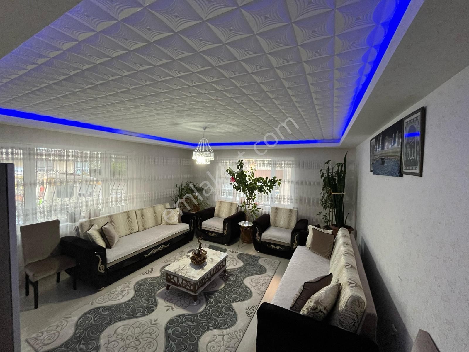 Lider'den Kat Konumlu Altı 2 Daire Asansörlü Yapılı 4+1 140m2