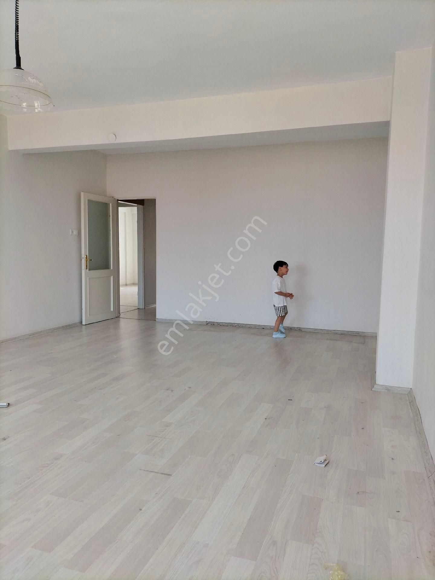 Canikte Merkezi Konumda Kiralik 2+1 Daire