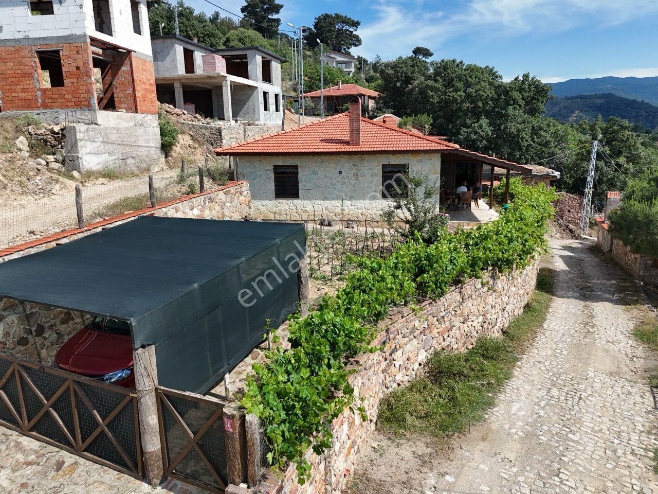 Burhaniye'de Doğanın Kalbinde Deniz Manzaralı Satılık Taş Ev - Görsel 29