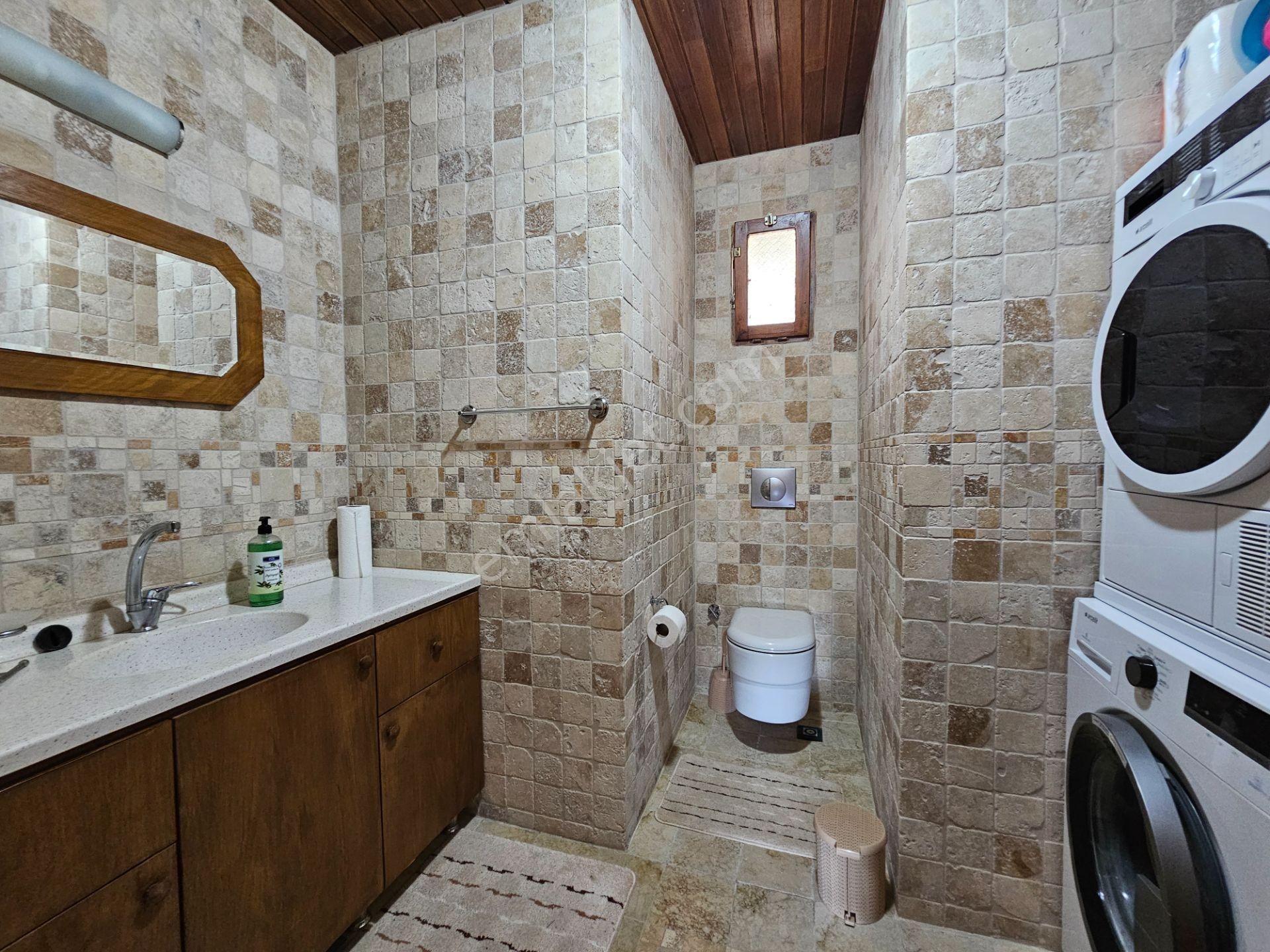 Burhaniye'de Doğanın Kalbinde Deniz Manzaralı Satılık Taş Ev - Görsel 17