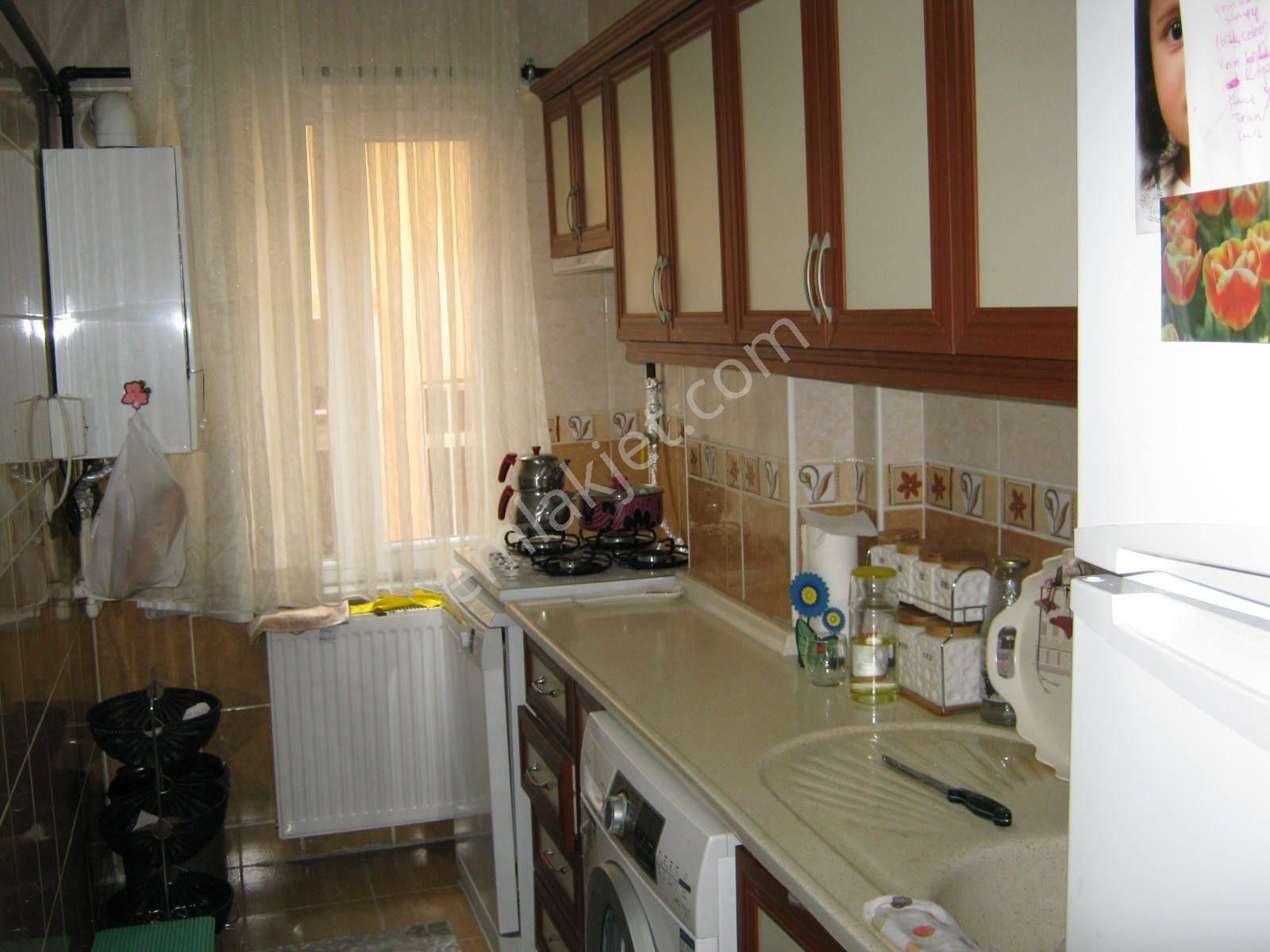 Bahçelievler Soğanlı Muhratlığı Yakını Satılık Deprem Sonrası 15 Yıllık Asansörlü 2+1 Kat.2 Satılık - Görsel 2