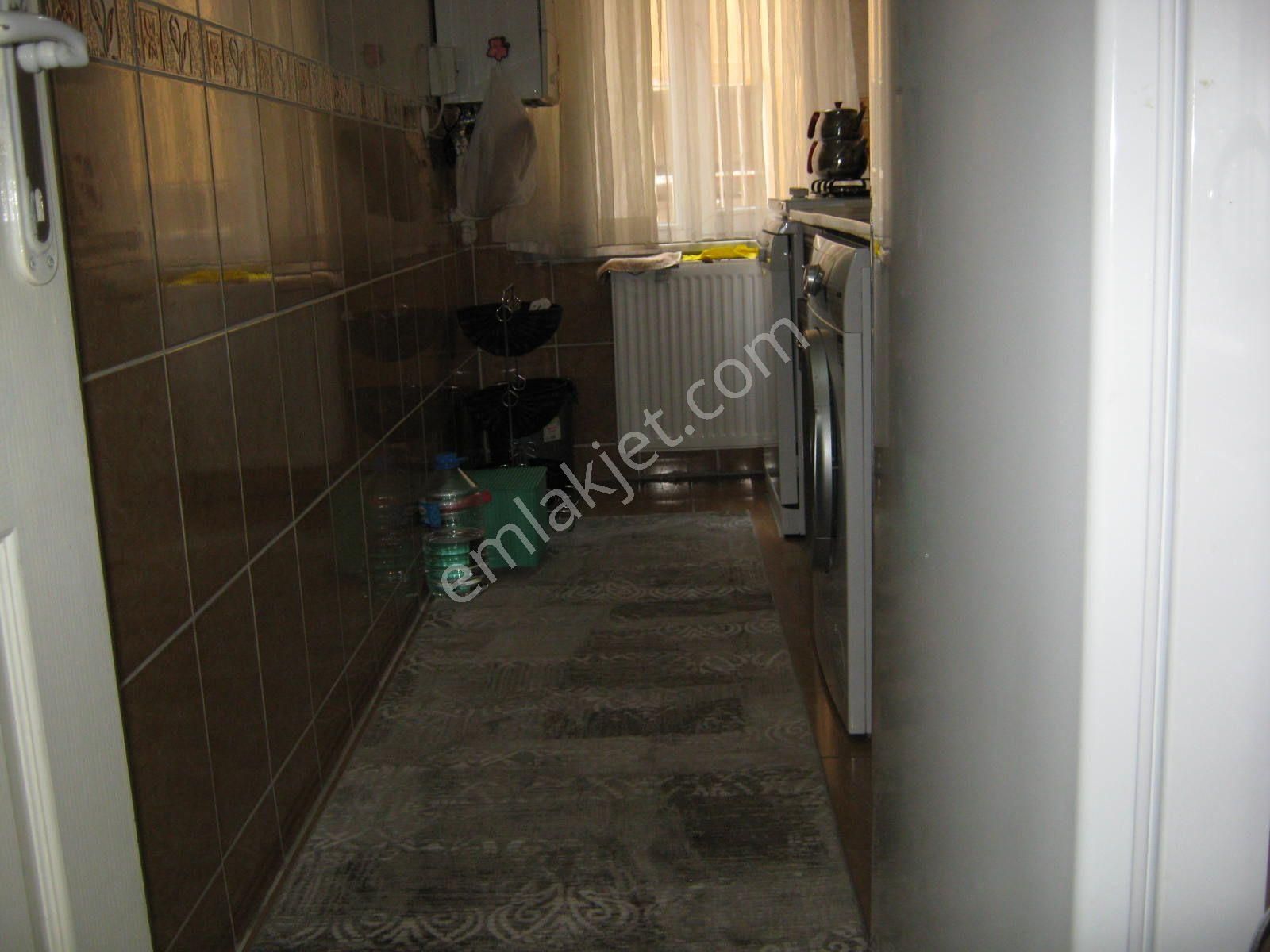 Bahçelievler Soğanlı Muhratlığı Yakını Satılık Deprem Sonrası 15 Yıllık Asansörlü 2+1 Kat.2 Satılık - Görsel 4