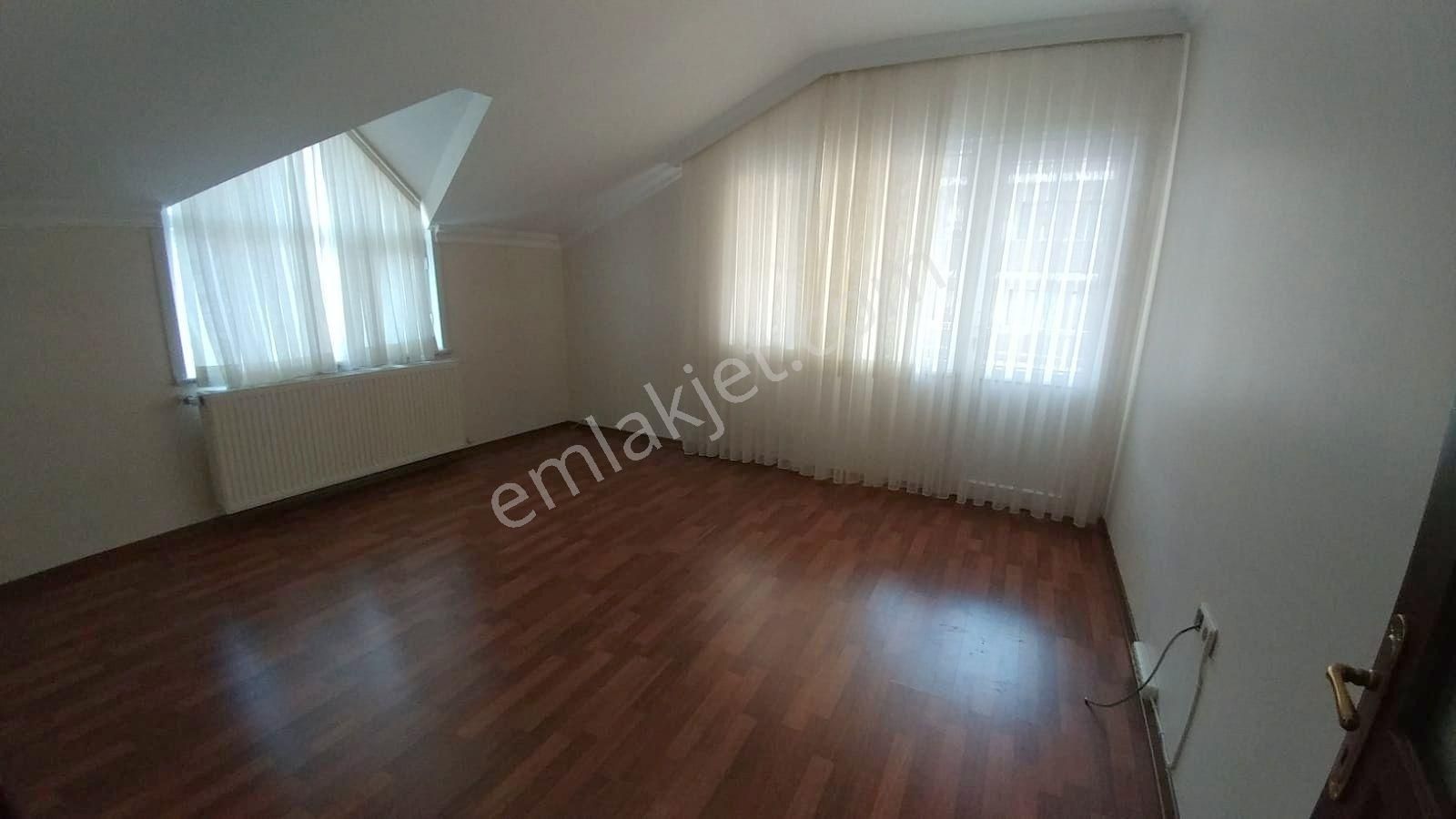 Kavacık Kaptanlar'da 150m2 Eşyalı Temiz Daire - Görsel 3