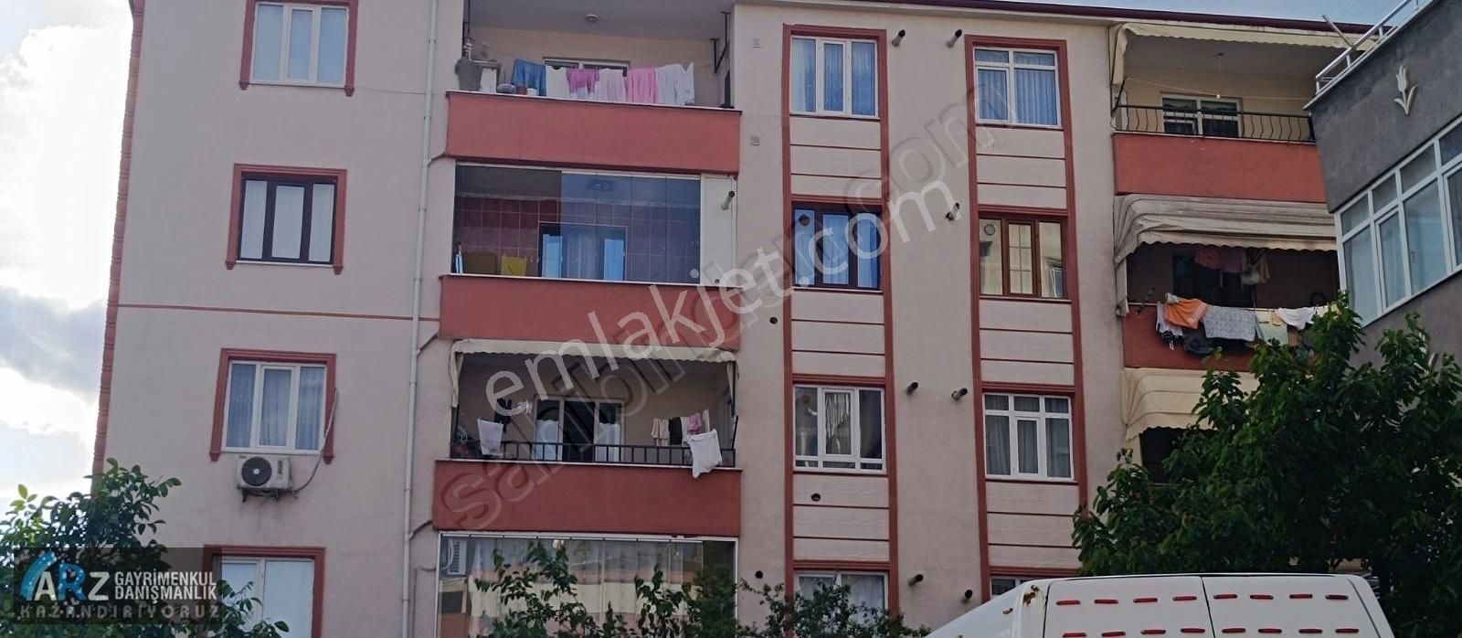 Kirazlıyalı'da Arakat 145 M2 3+1 Geniş Ferah Daire