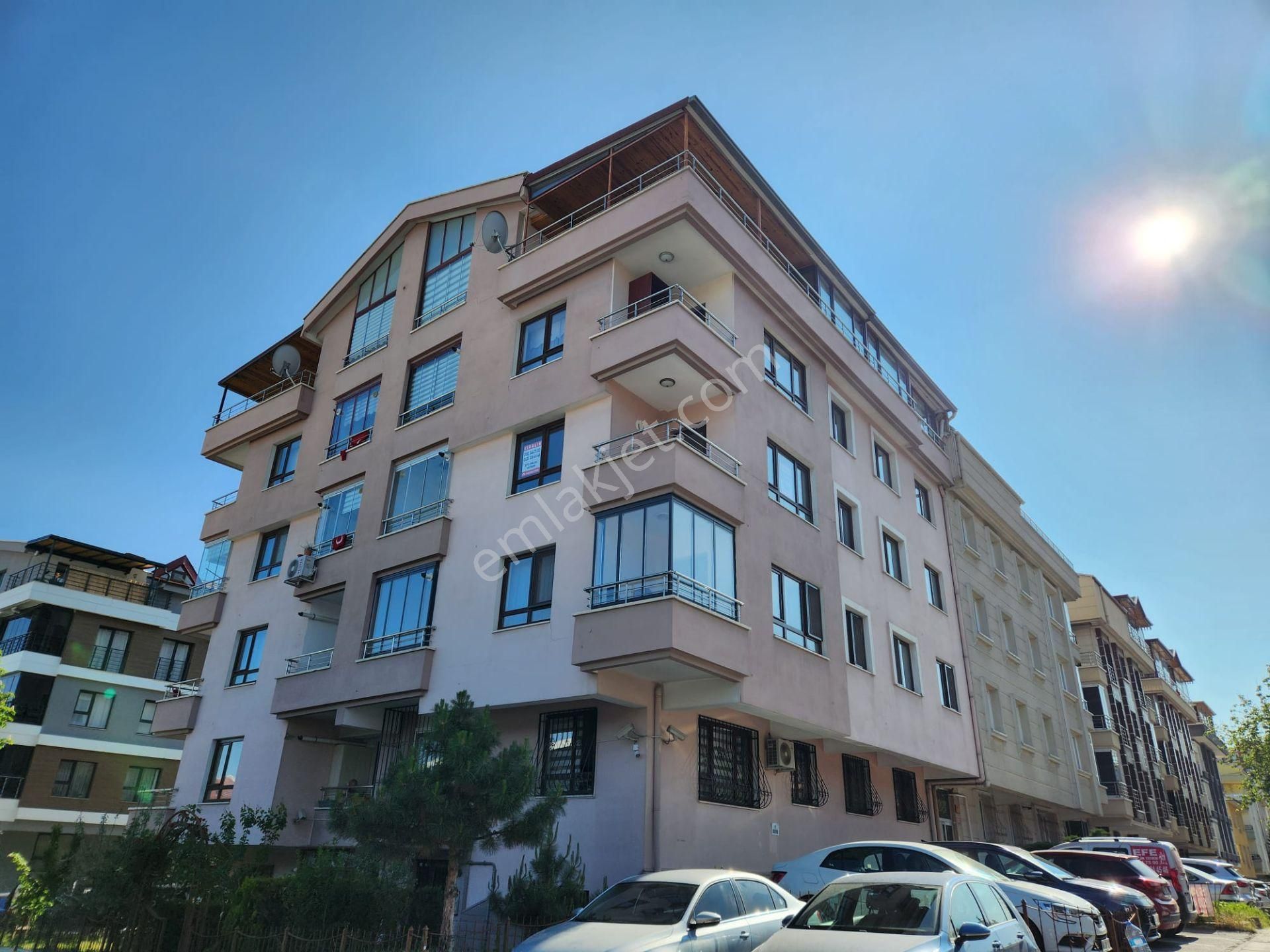 Yenimahalle Yunus Emre'de Antares Avm Yakını 3+1 Yapılı Kiralık Daire