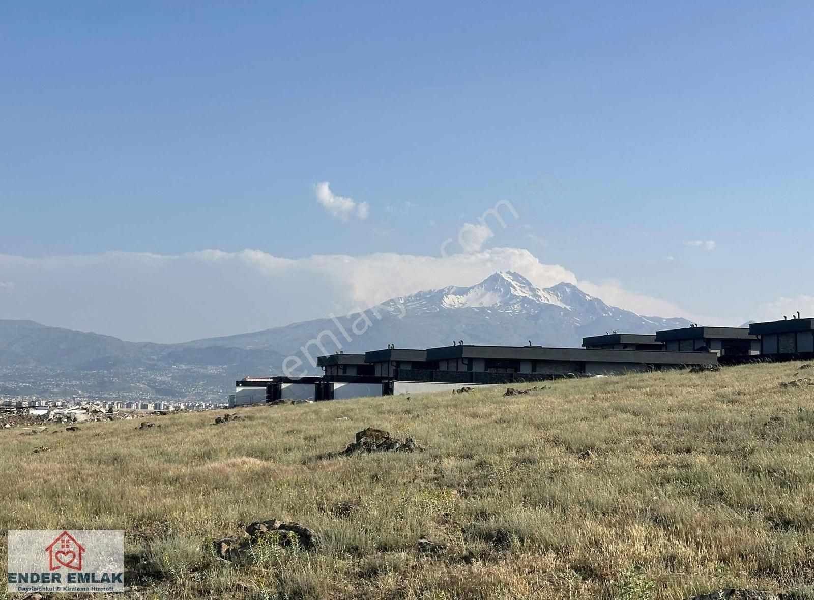 Elagöz Mevki Emsallerinden Aşagı Satılık Villa Parseli