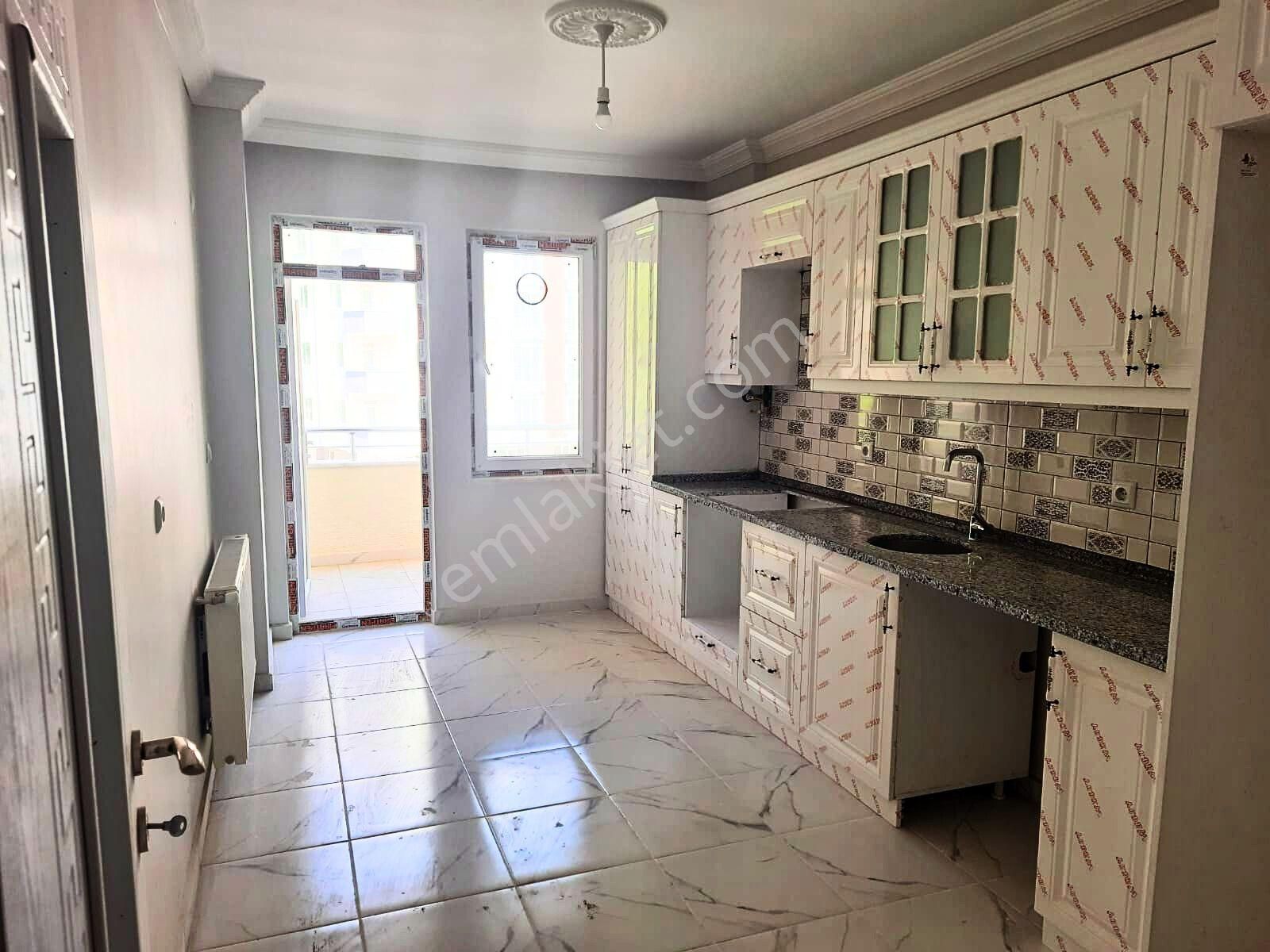 Kiralık Yeni Daire - Aytemiz Petrol Ofisi Yanı