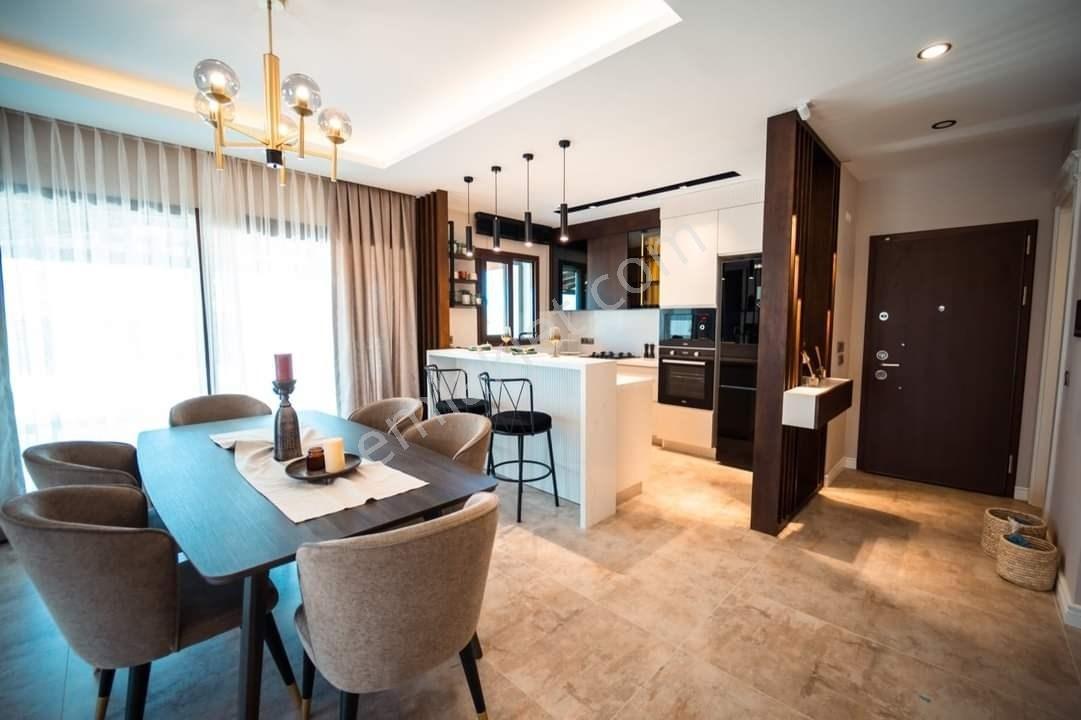 Kusadasinda Müstakil Havuzlu Deniz Manzaralı Yazlık Villa - Görsel 3