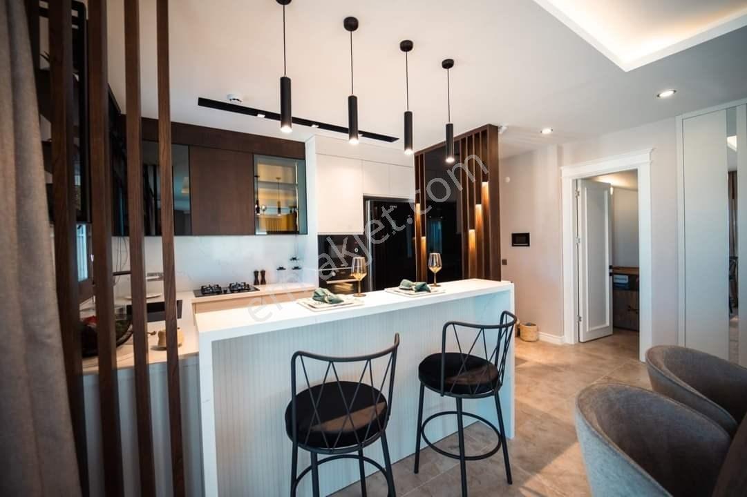 Kusadasinda Müstakil Havuzlu Deniz Manzaralı Yazlık Villa - Görsel 7