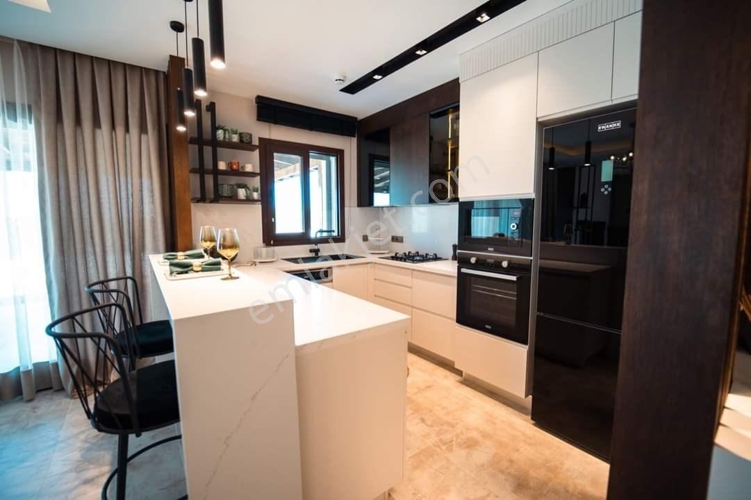 Kusadasinda Müstakil Havuzlu Deniz Manzaralı Yazlık Villa - Görsel 6