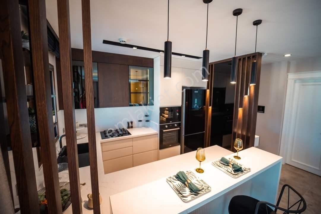 Kusadasinda Müstakil Havuzlu Deniz Manzaralı Yazlık Villa - Görsel 5