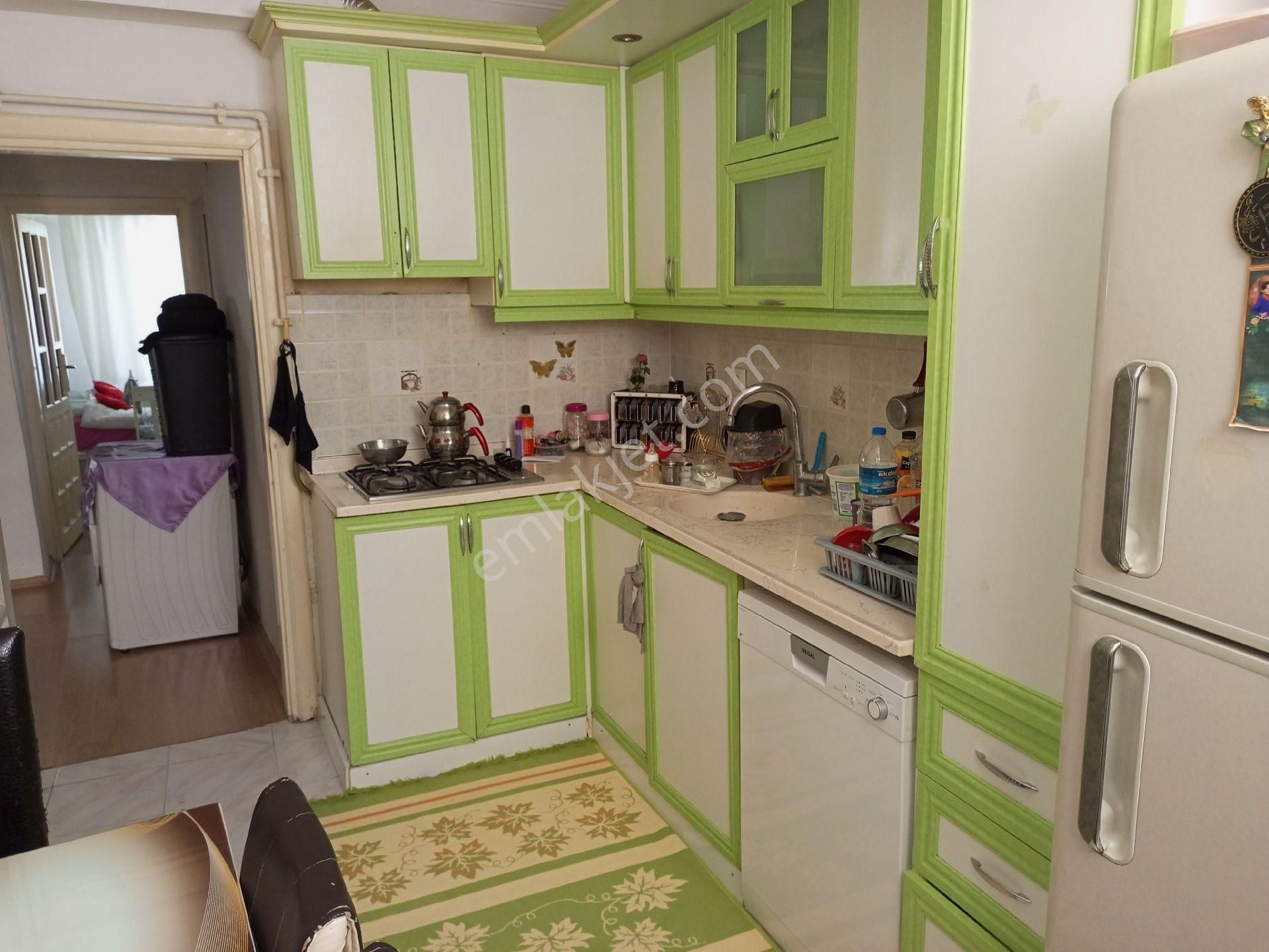Rekoor Emlaktan 100.yıl Bulv.sait Bey Mh.2+1 Satılık Daire