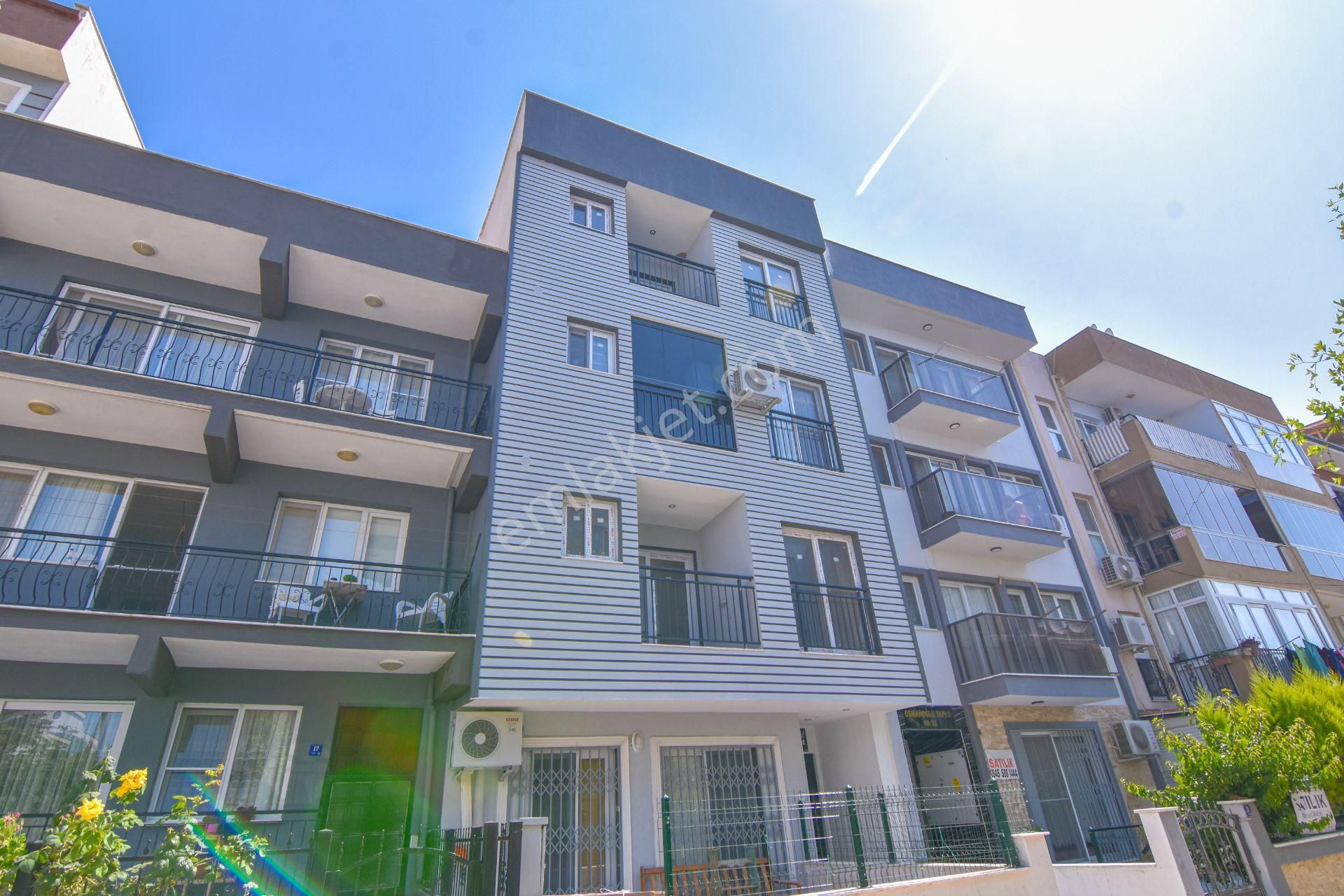 Kuşadası Davutlar'da 2+1 Kiralık Daire