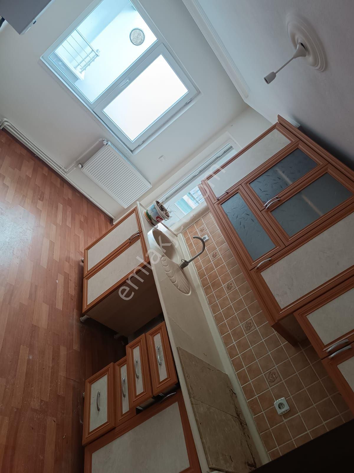 Beyazit Mah. Çarşi Merkezde Her Yere Yurume Mesafesinde