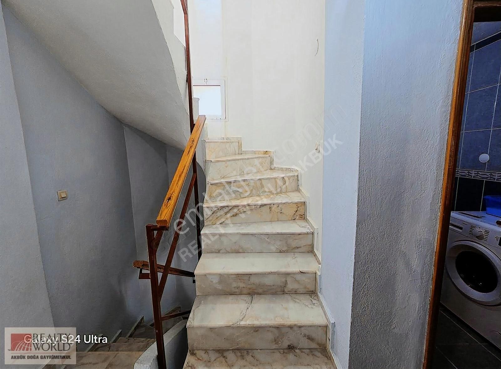 Didim Akbük'de Deniz Manzaralı Acil Satılık Müstakil Villa - Görsel 11