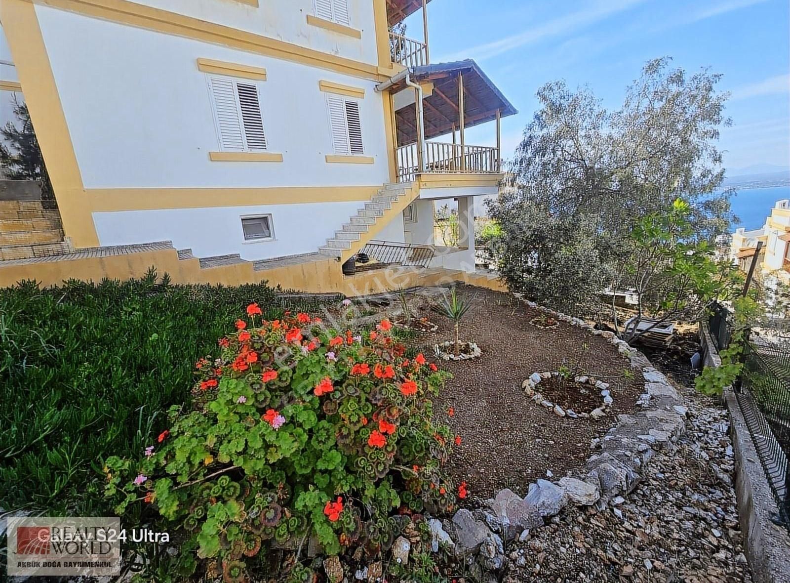 Didim Akbük'de Deniz Manzaralı Acil Satılık Müstakil Villa - Görsel 33