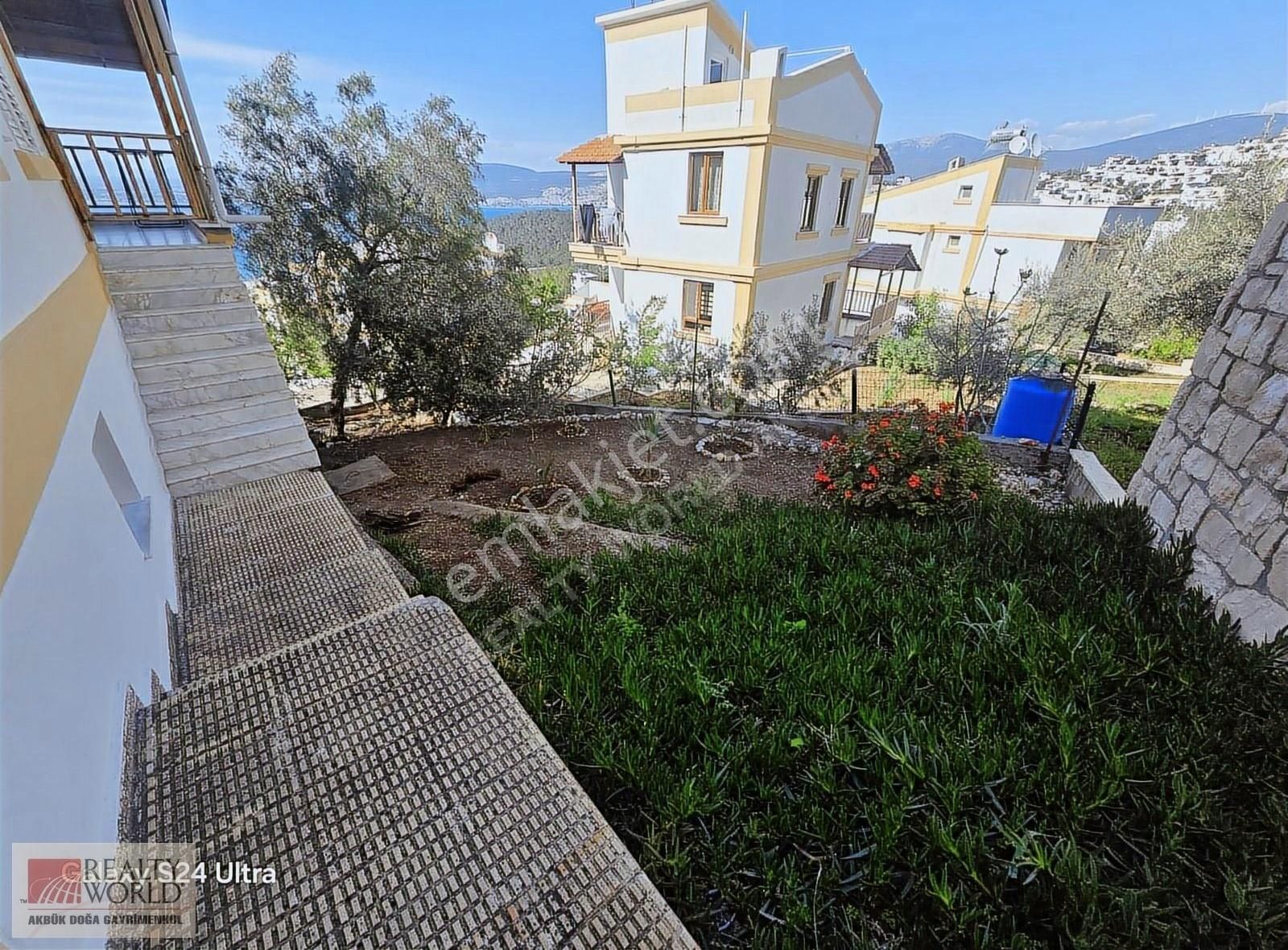 Didim Akbük'de Deniz Manzaralı Acil Satılık Müstakil Villa - Görsel 34