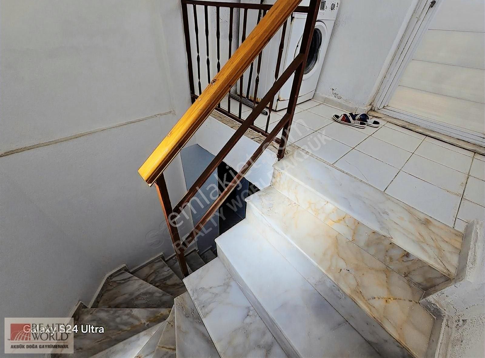 Didim Akbük'de Deniz Manzaralı Acil Satılık Müstakil Villa - Görsel 9