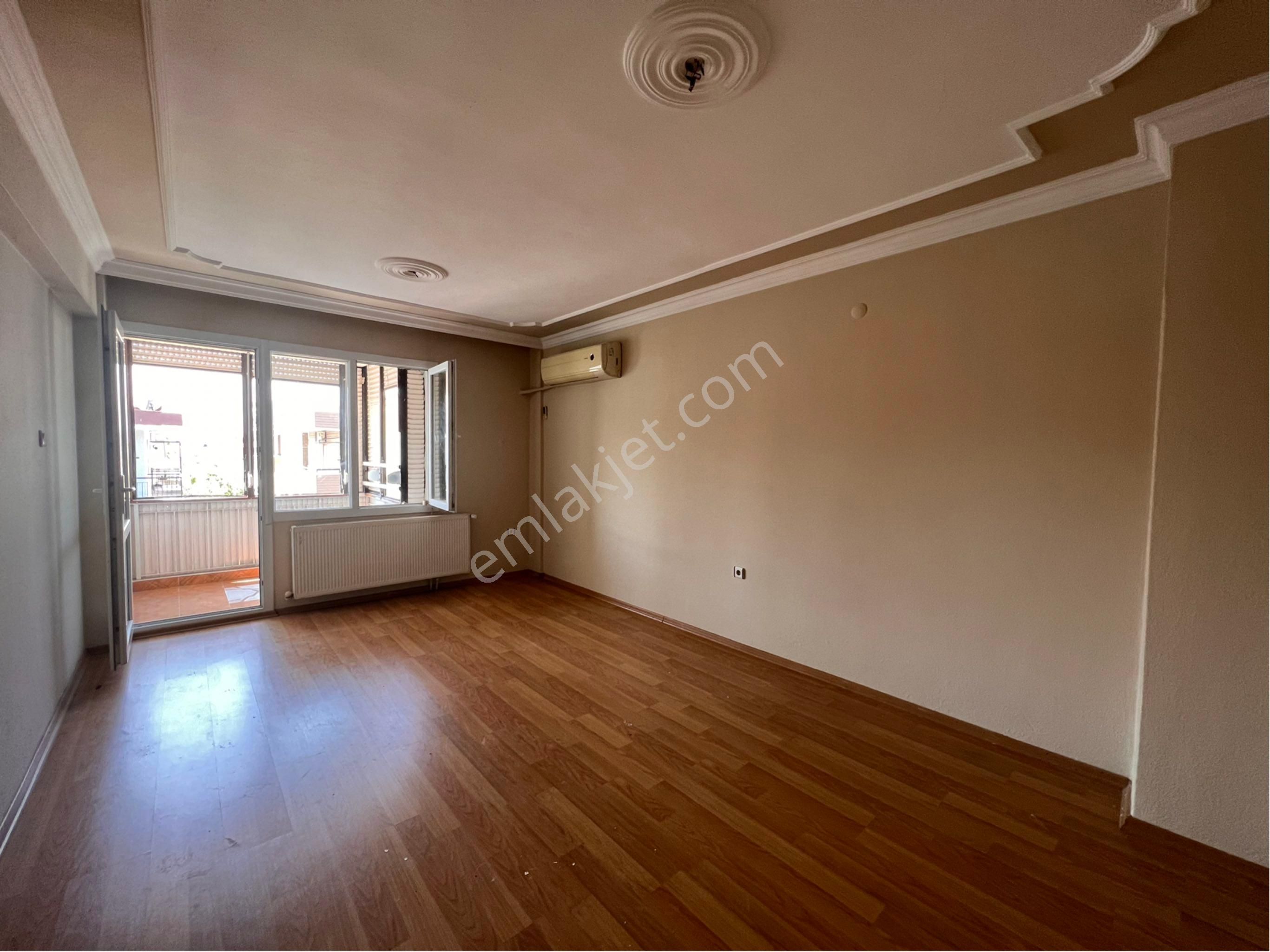 Buca Menderes Mah 2+1 110m2 Dgazlı Satılık Daire