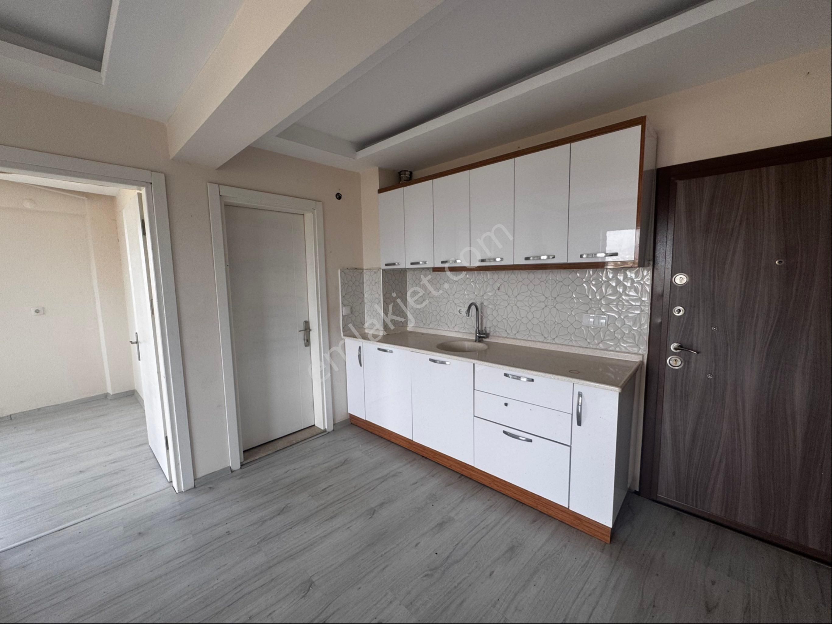 Berkay Emlaktan Sümer Mahallesinde Kiralık 1+1 Daire - Görsel 9