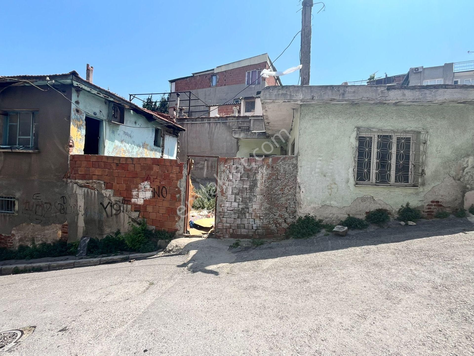 Acil Konak Ferahlı Mahde Ana Yol Üstünde 180m2 İçersinde 2 Ev 1 Dükkanlı Komple Satılık Müstakil Ev - Görsel 7