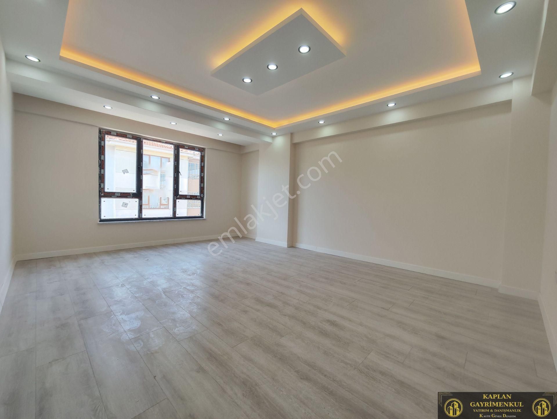 Kaplan Gyd’den 71 Evler Mah. Cahit Zarifoğlu Ortaokulu Yakını 3+1 130 M² Satılık Arakat Daire