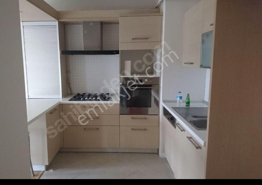 Bahcesehır Eston Sehır 3 De Satılık 1+1