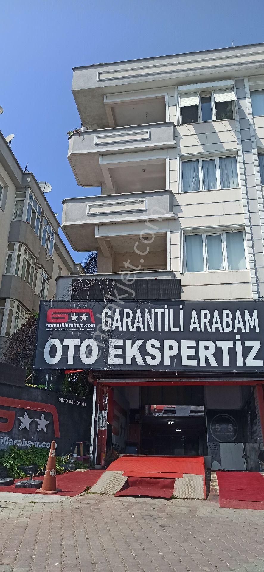 Büyükçekmece De E5 Cephe Ticardükkani
