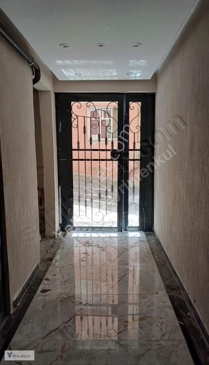 Bozyaka Merkezde 2+1 Sıfır Daire