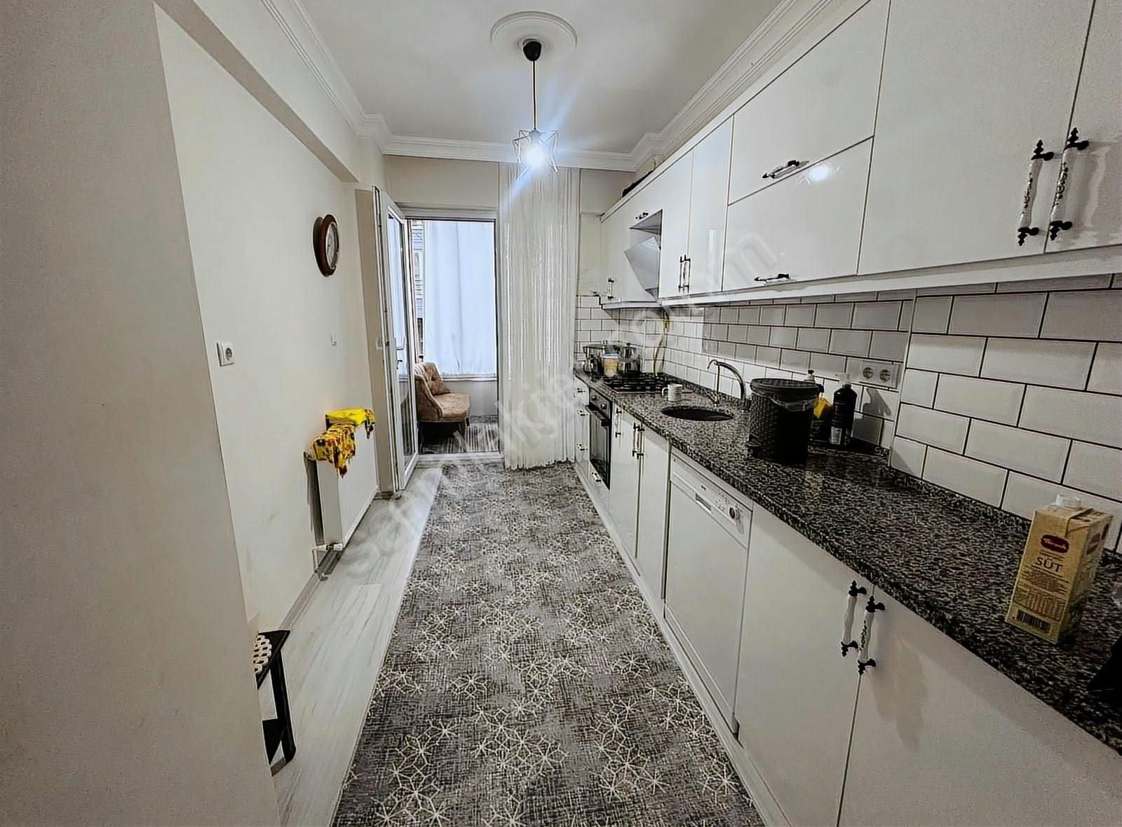 Bursa Emlak Alem-i Sıfır Ayarında Arakat 2+1 90 M2 Satılık Daire