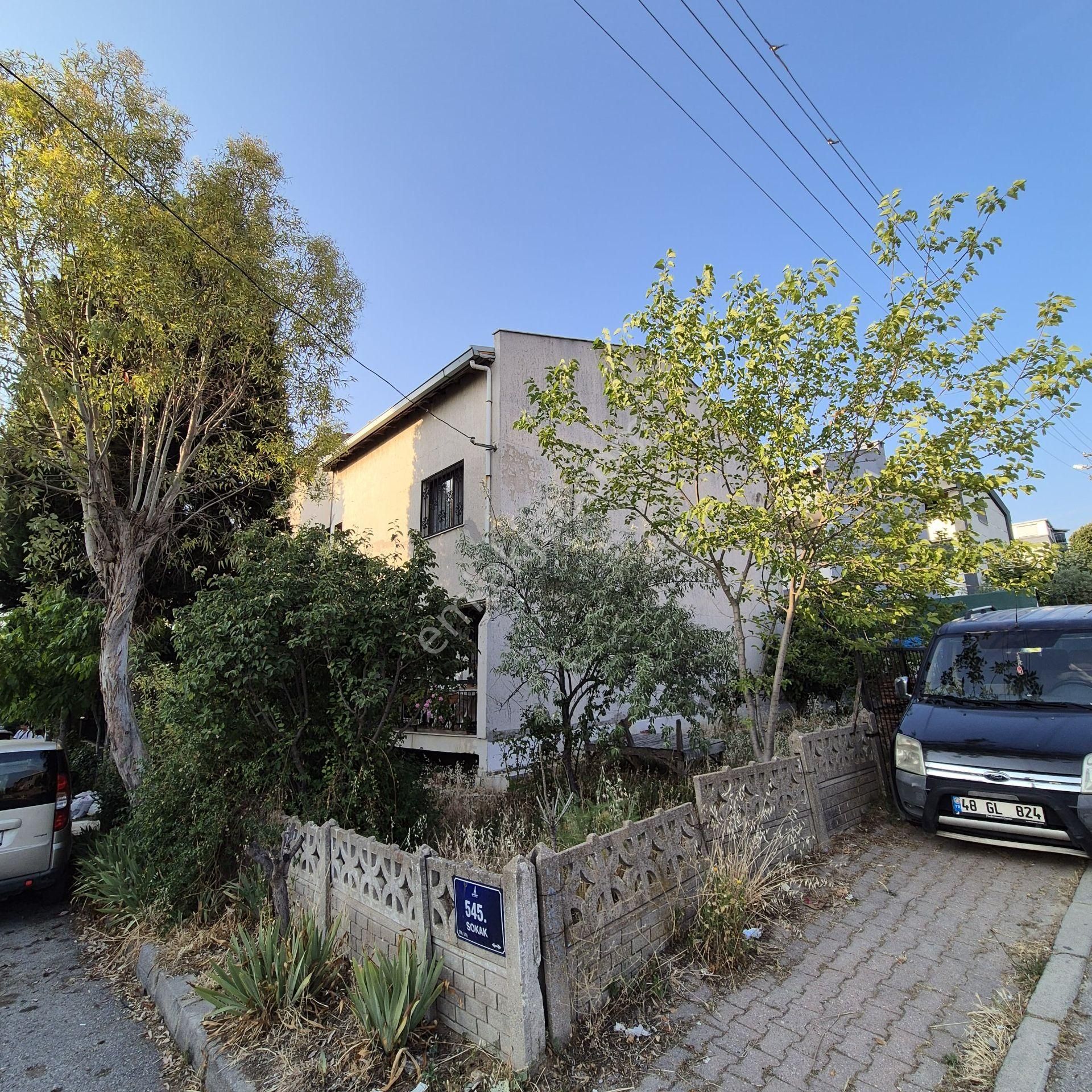 İzmir Yatırımlık Optimum Avm'ye Yakın Villa