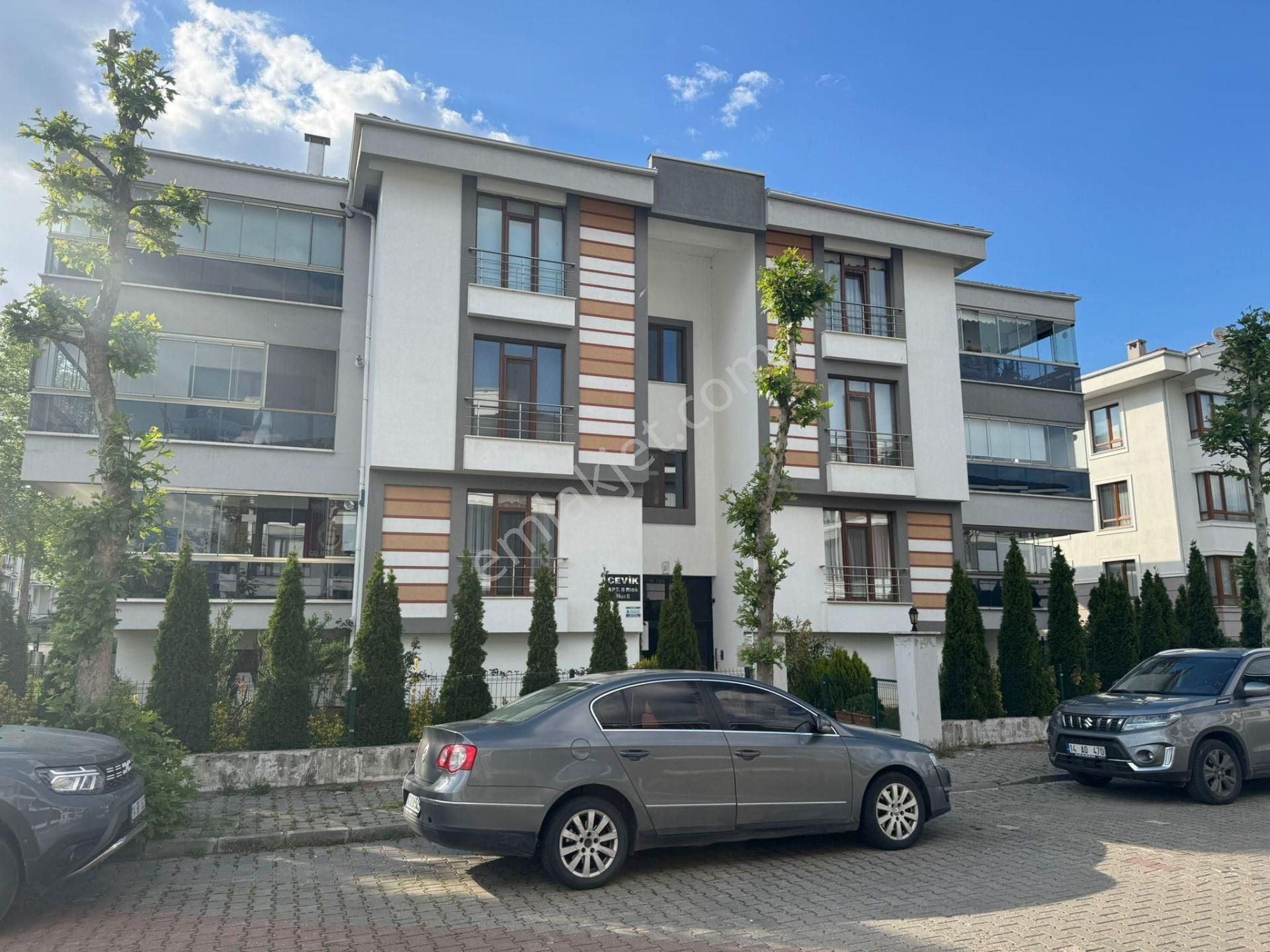 Bolu Alpağut Mahallesi Geniş Kapalı Garajlı Lüks Satılık 4+1 Daire