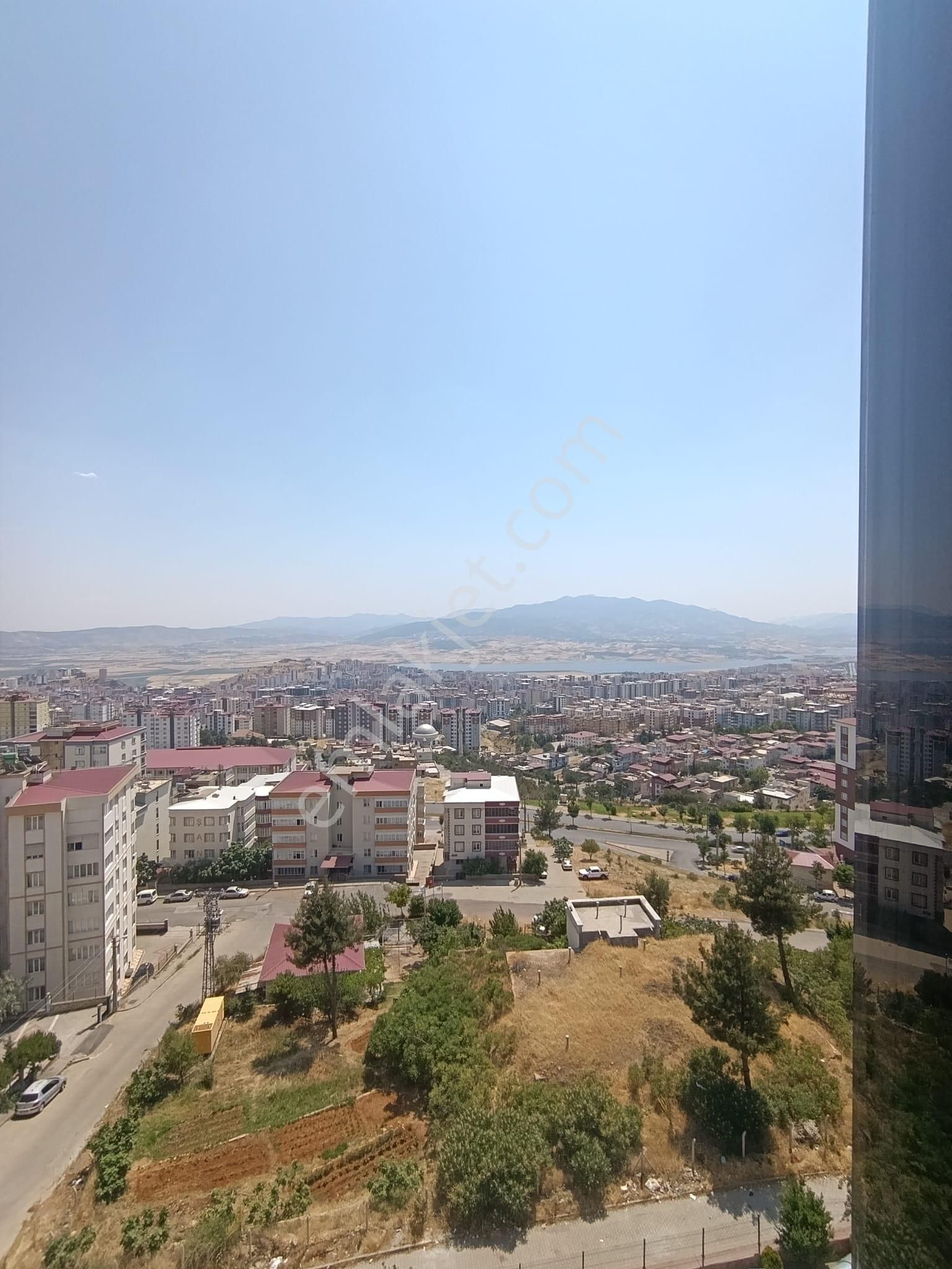 Satlık Geniş Manzaralı 2+1 Daire