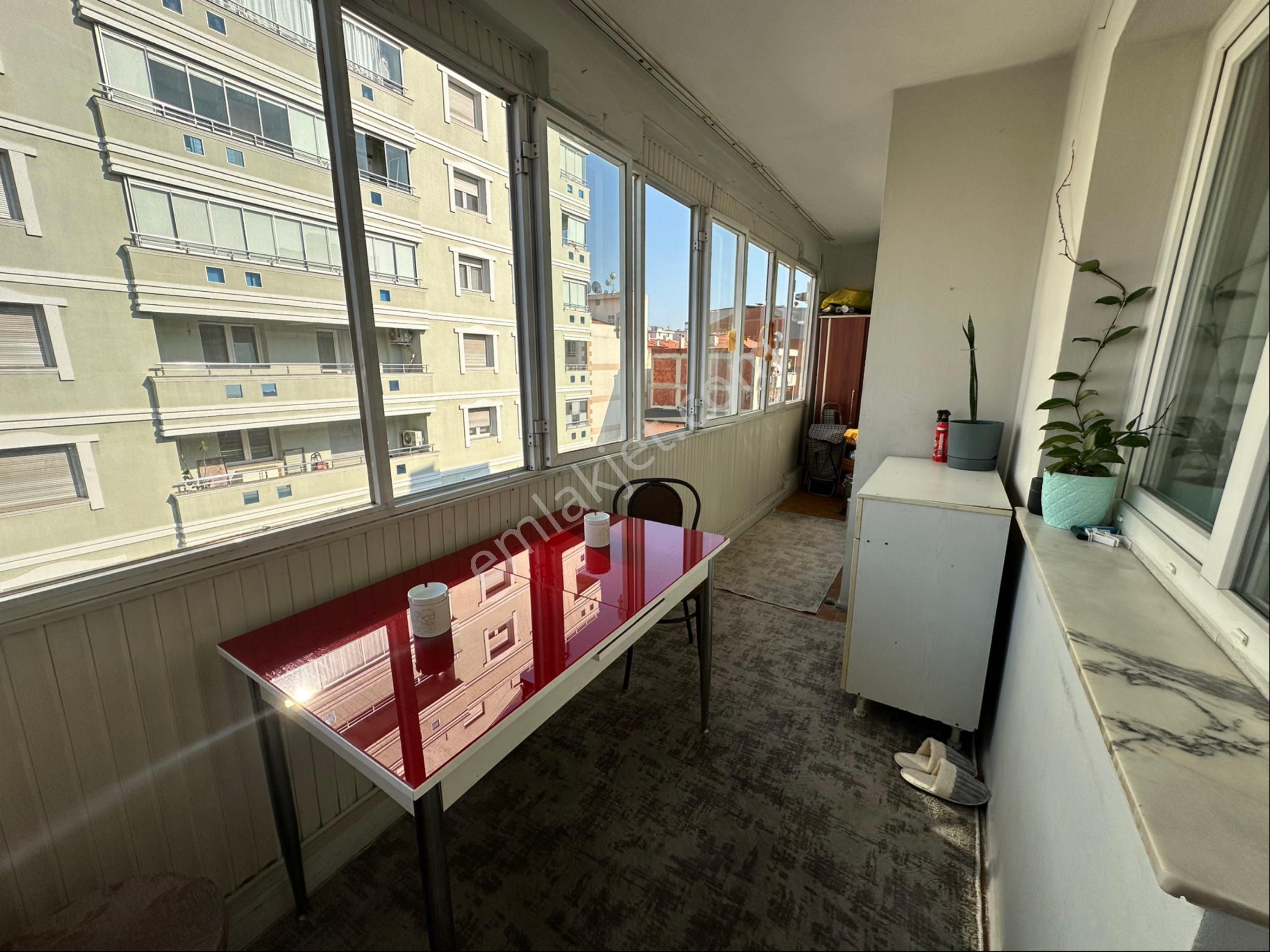 Dudayev Bulvarını Dik Kesen Sokakta Önü Park 3+1 Daire - Görsel 4