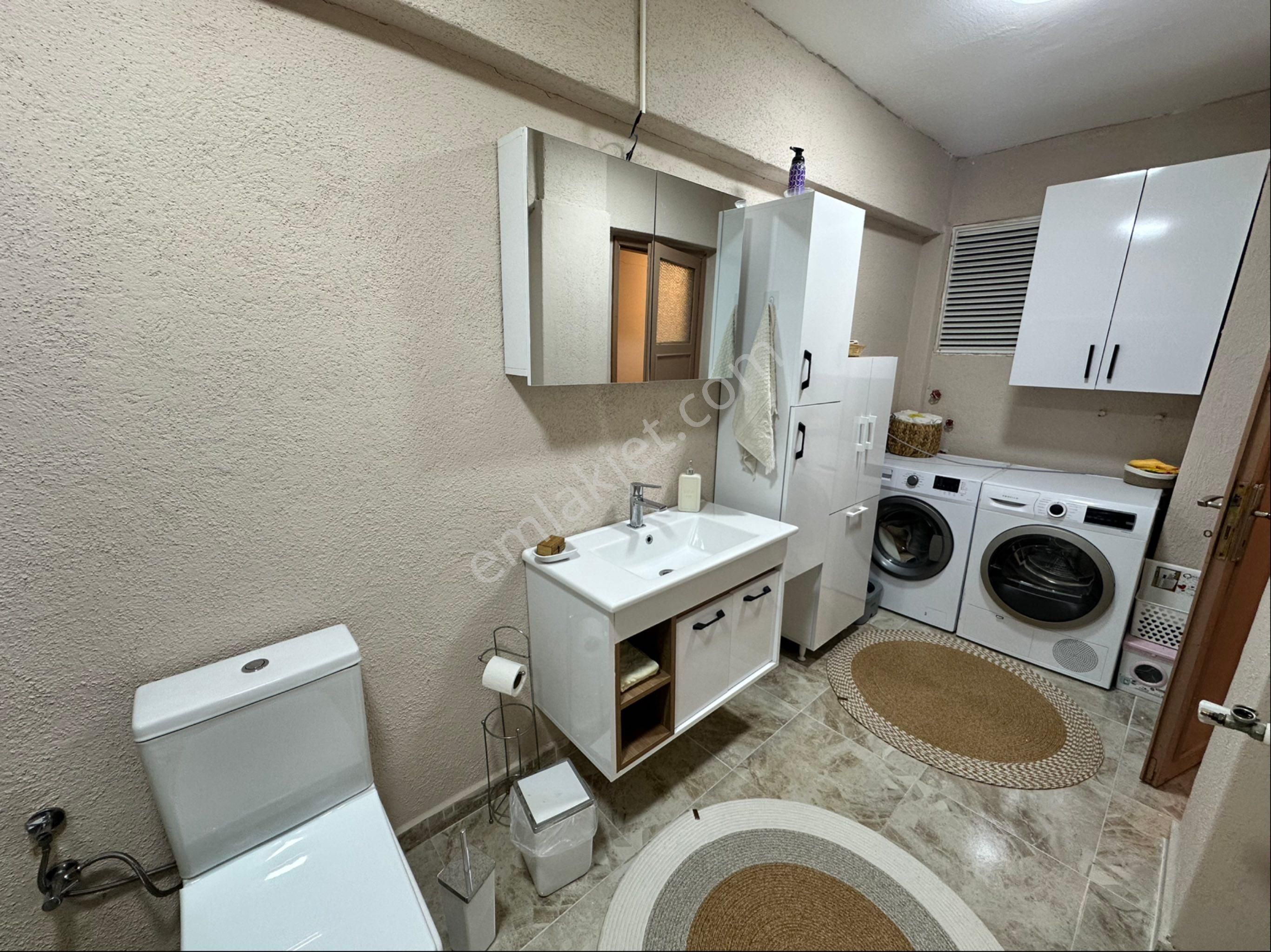 Dudayev Bulvarını Dik Kesen Sokakta Önü Park 3+1 Daire - Görsel 9