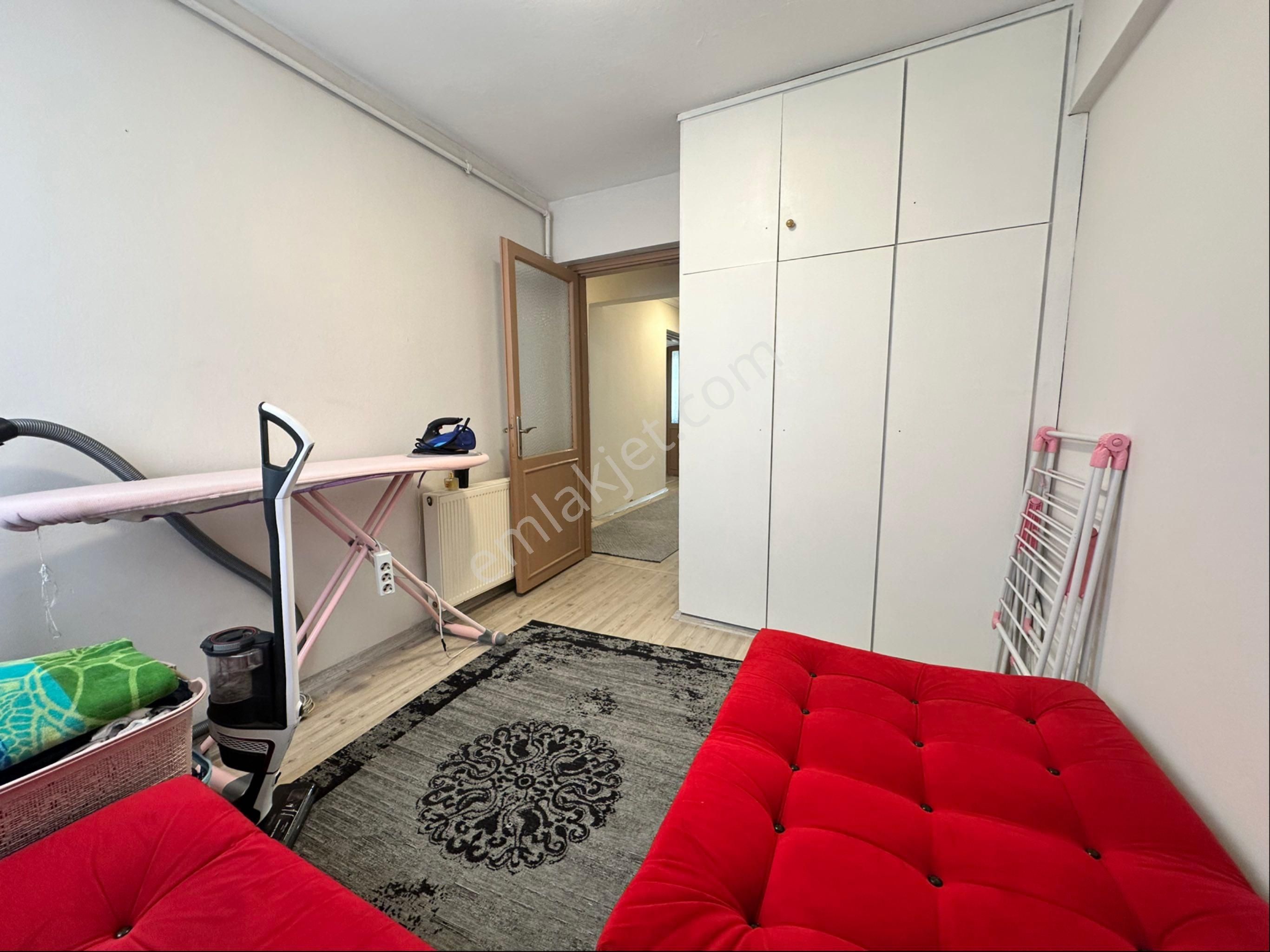 Dudayev Bulvarını Dik Kesen Sokakta Önü Park 3+1 Daire - Görsel 17