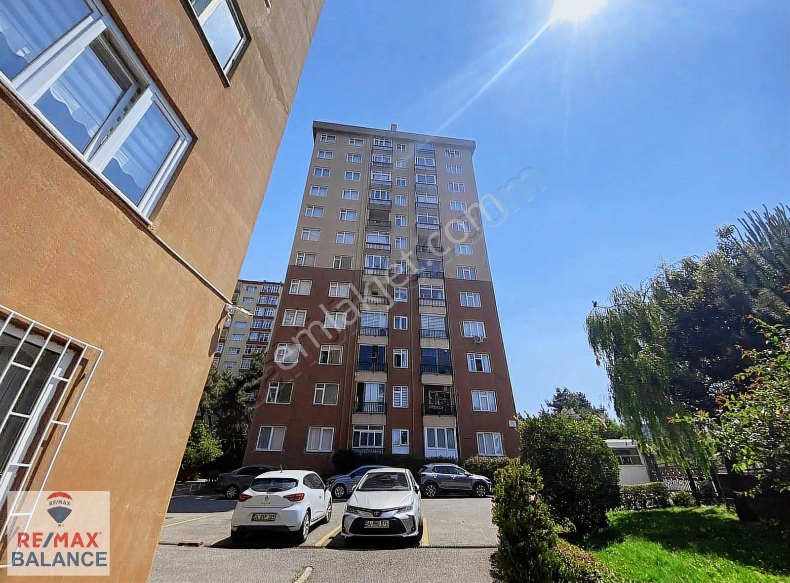 Kartal Uğurmumcu Mahallesi Pınar Sitesi 2+1 Kiralık Daire