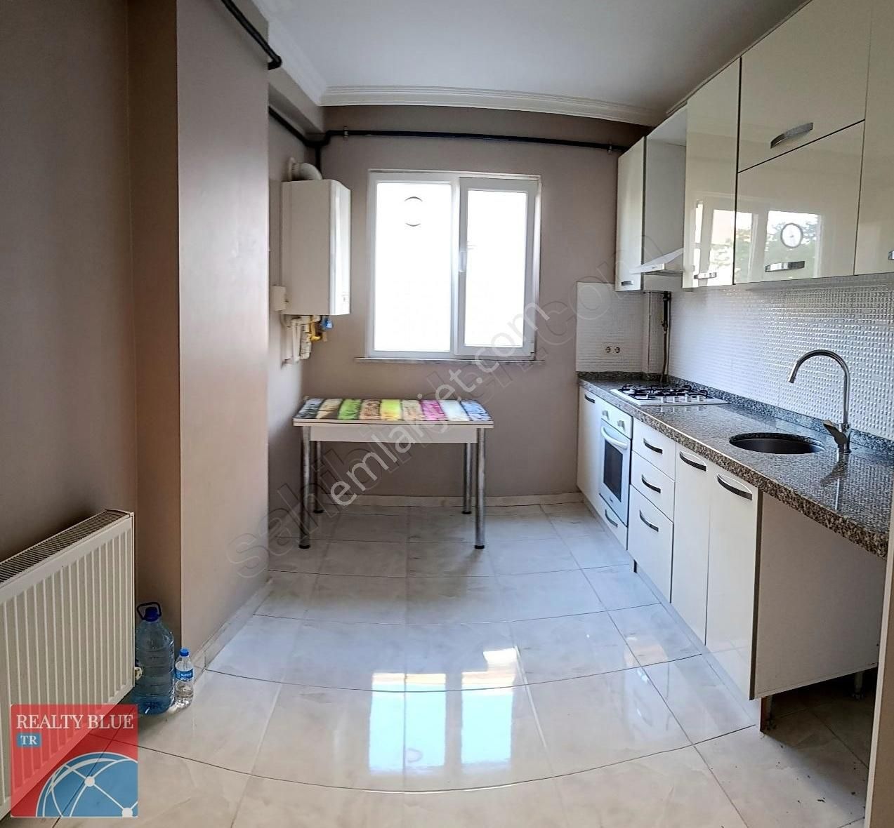 Pendik Dumlupınar Arakat İskanlı Boş Satılık 2+1 Daire