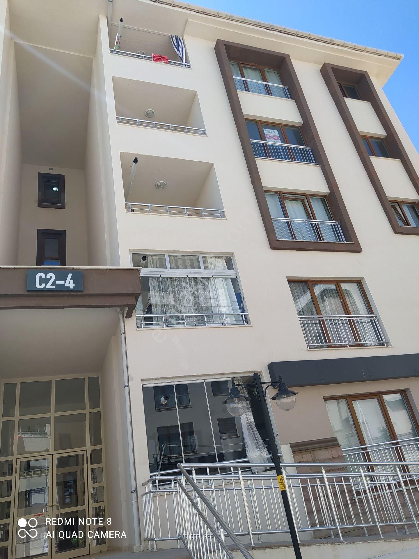 Taşpınar Gayrimenkul'den Satılık Toki 8.etap 3+1 Daire