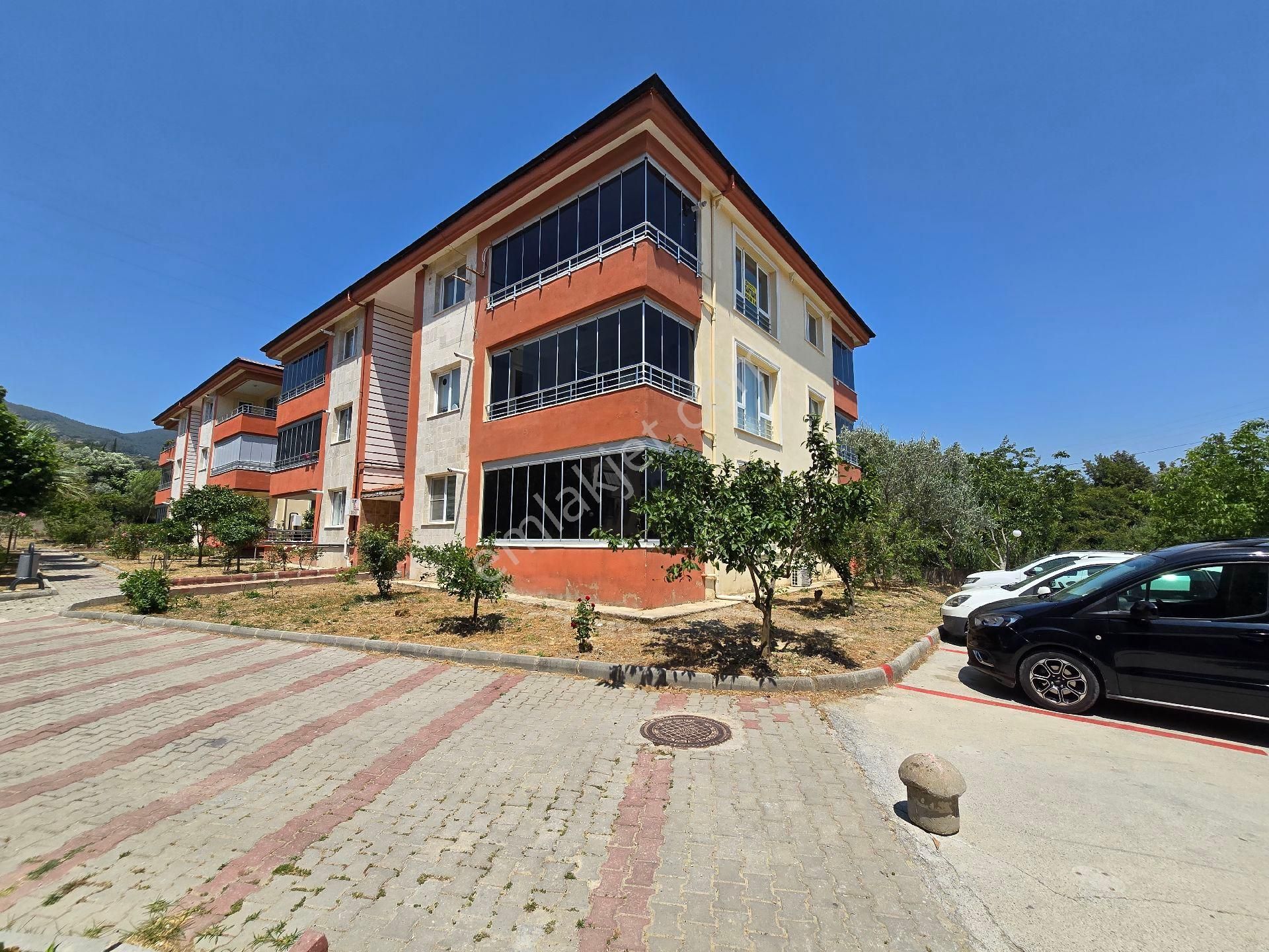 Aydın, Söke De Satılık Daire, 3+1, 135 M², Site İçi, Doğalgazlı, Otoparklı