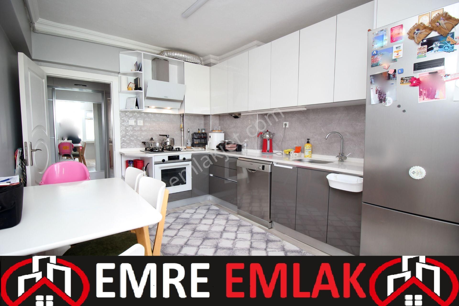 Emre Emlaktan Oğuzlarda Site İçi Ful Yapılı 3+1 Satılık Daire