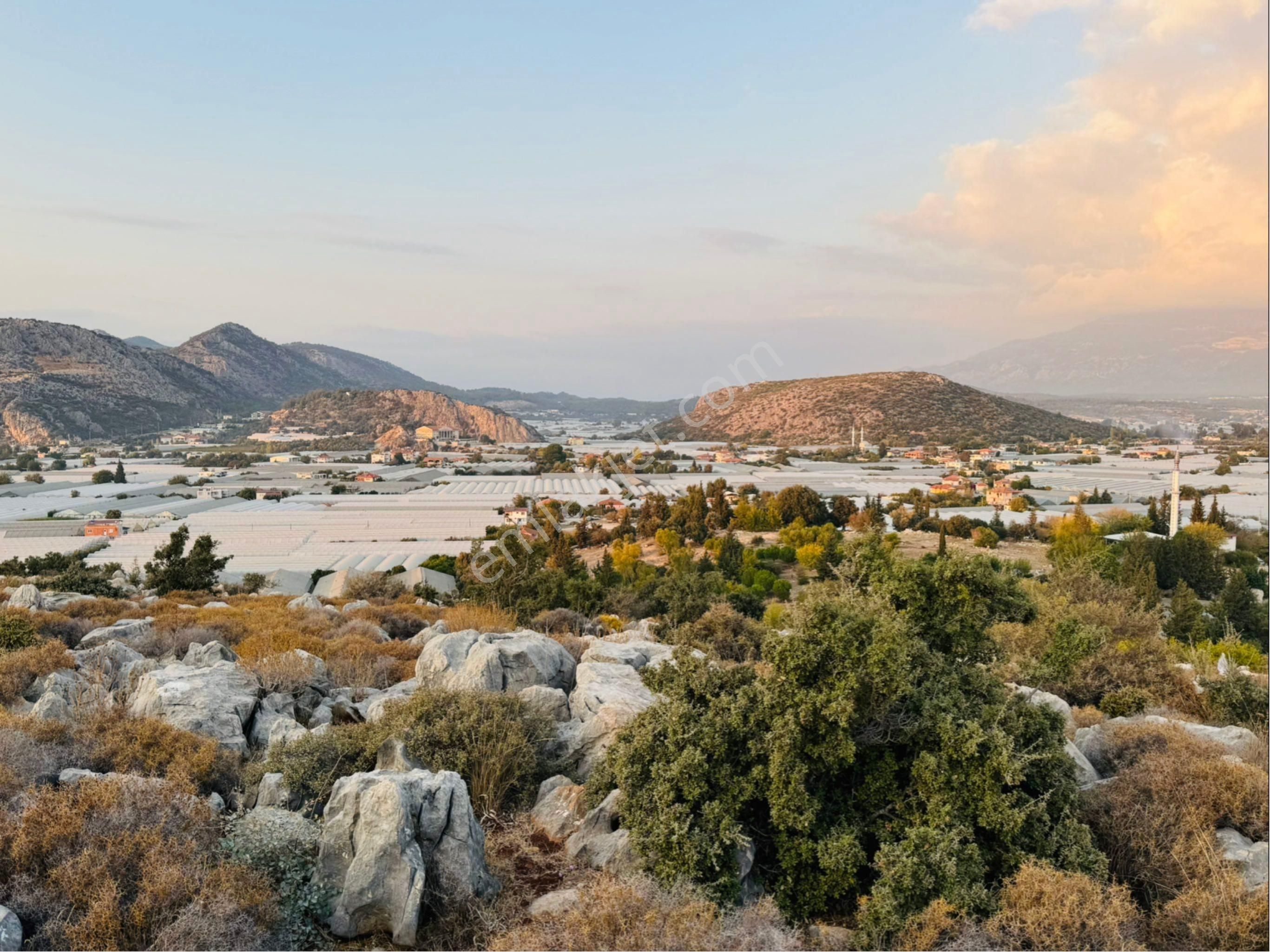 Muğla Seydikemer Kumluovada 700 Metre Villa İmarlı Arsa