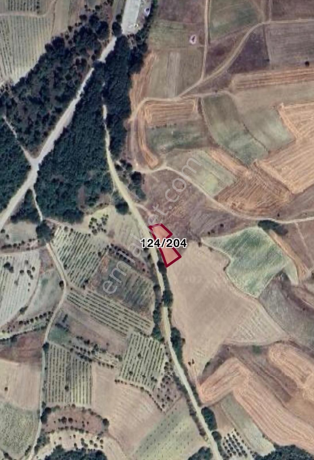 Sakarya Geyve'de Yola Cephe Kelepir Arsa