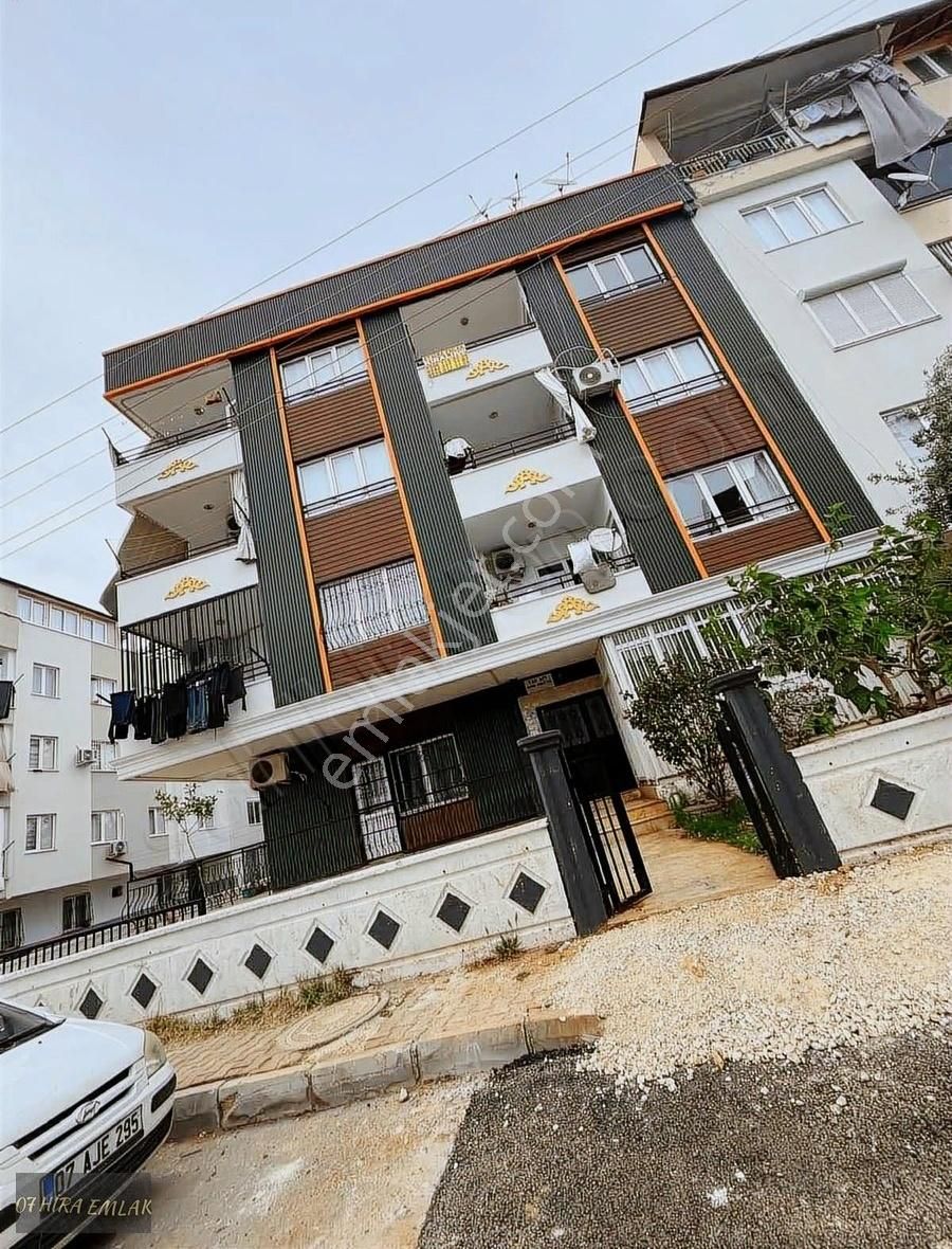 Muratpaşa Mahallesinde Kiralık 2+1 Katta Daire