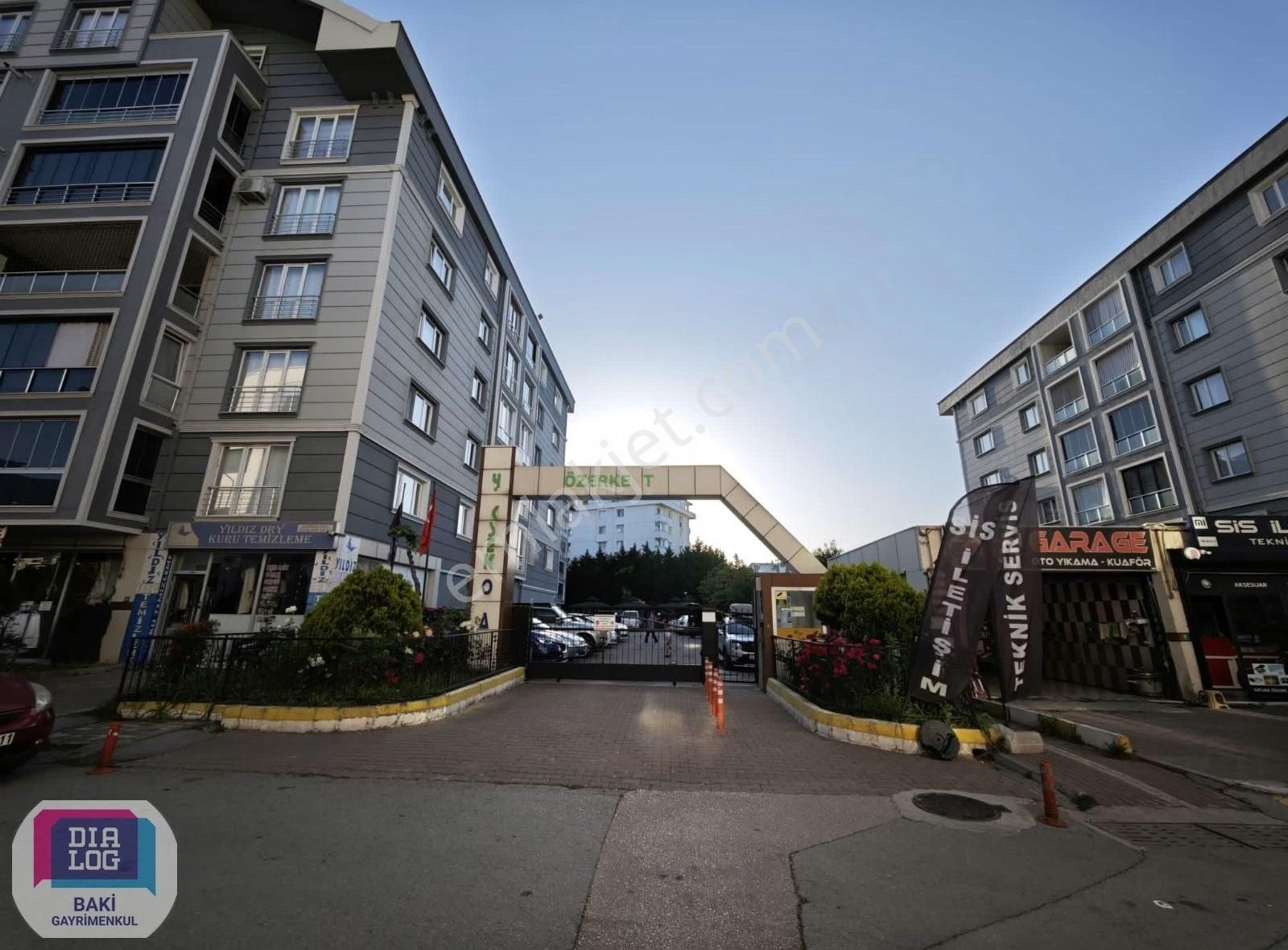Millet Mahallesinde Site İçi Satılık 3+1 135 M2 Daire