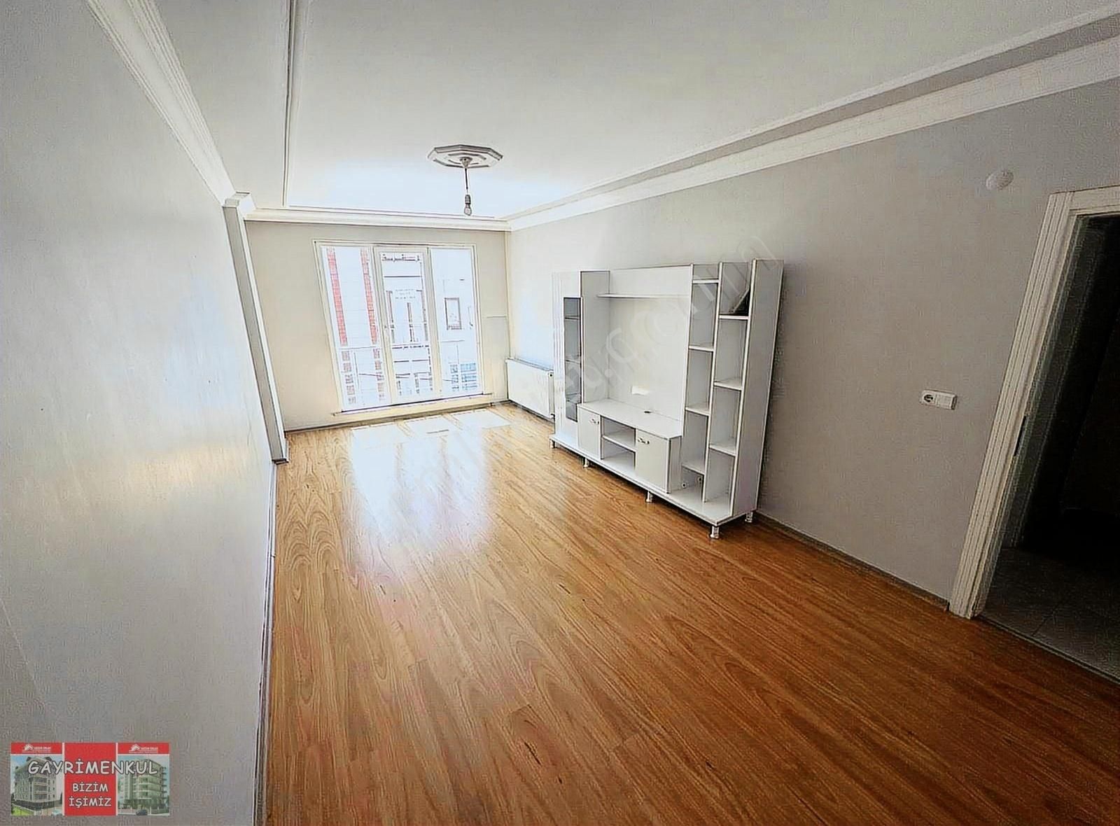 Bağlarçeşme Mah. 2+1 Site İçersnde Masrafsız 1.kat Kiralık Daire