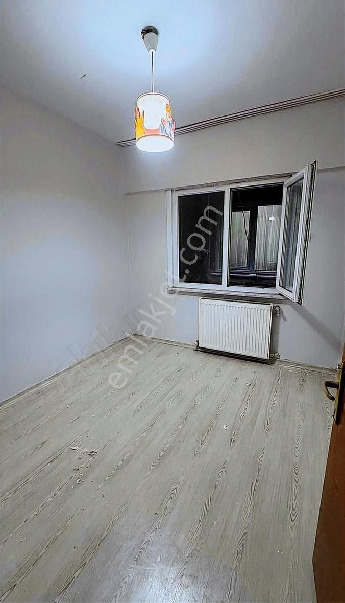 Sefaköy De Uygun Fiyatlı Daire