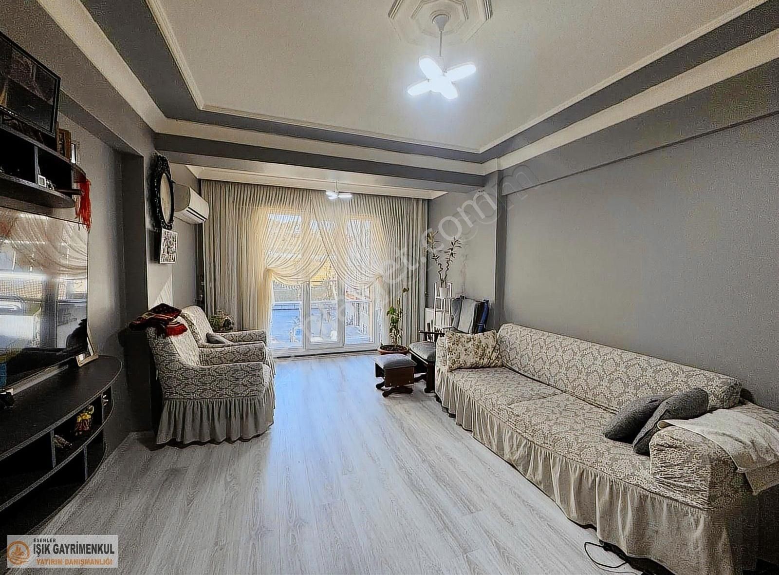 Işıktan Fevzi Çakmakta Satılık 3+1 Daire